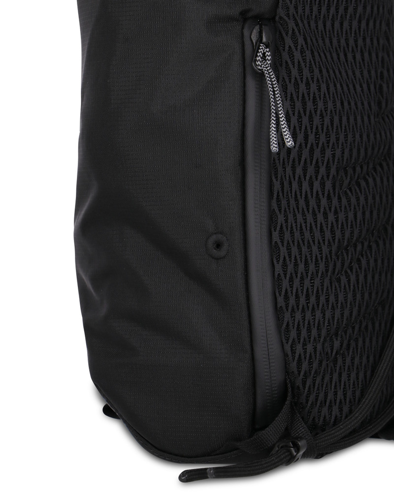 Testudo 5l Technical Shell Sling Bag 6