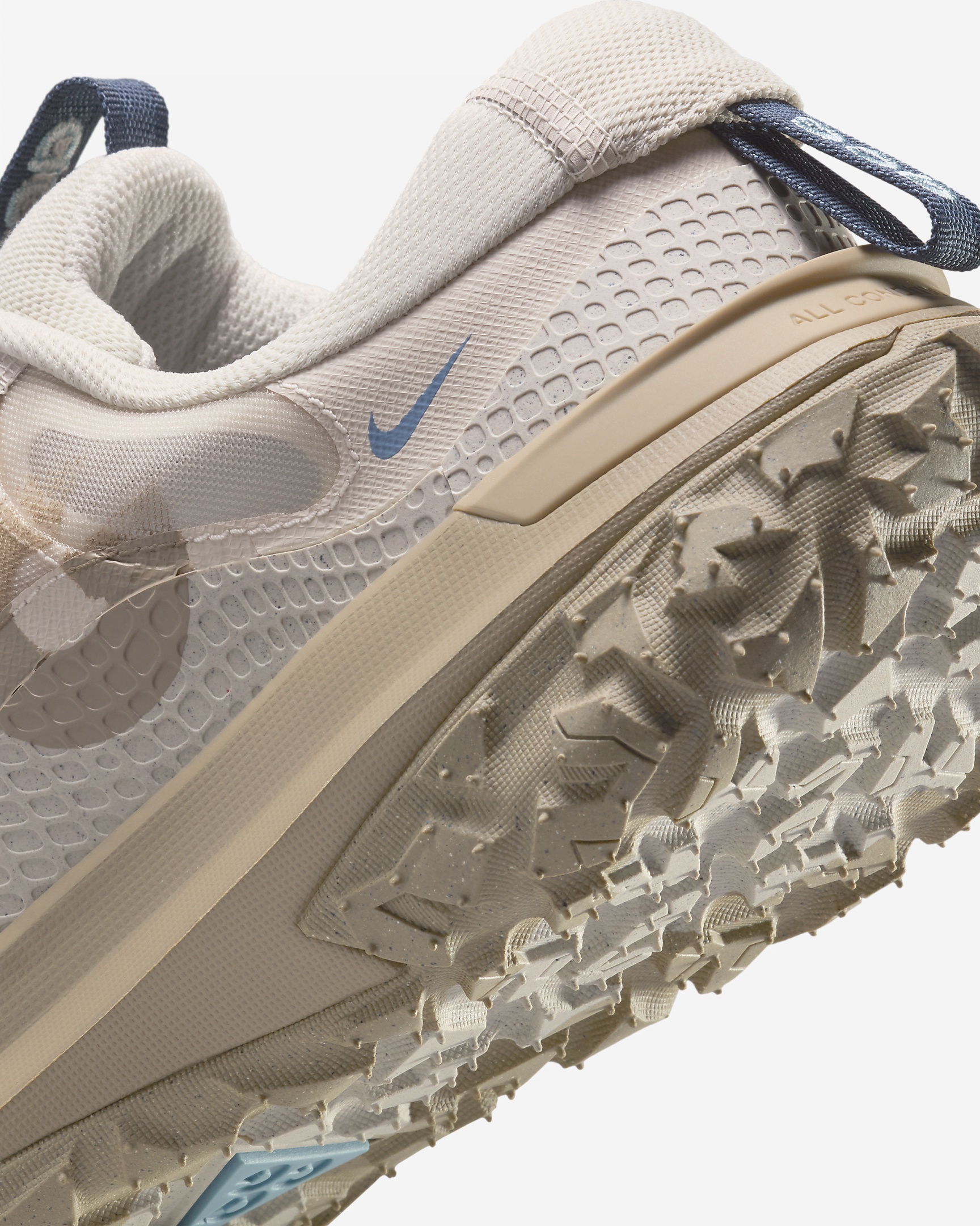 Nike ACG Mountain Fly 2 Low Men's Shoes - 8