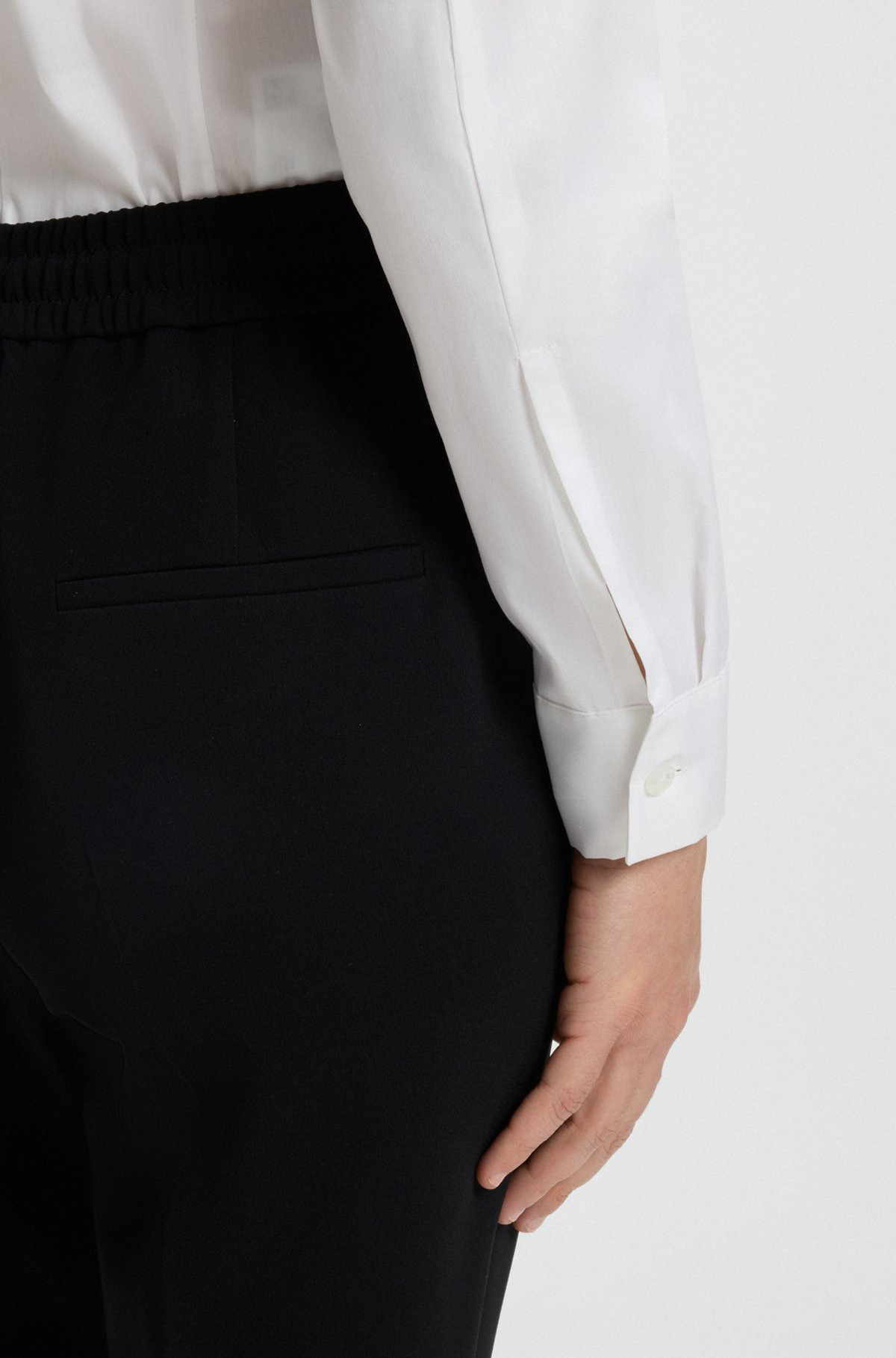 SLIM-FIT BLAZER IN A STRETCH COTTON - 6