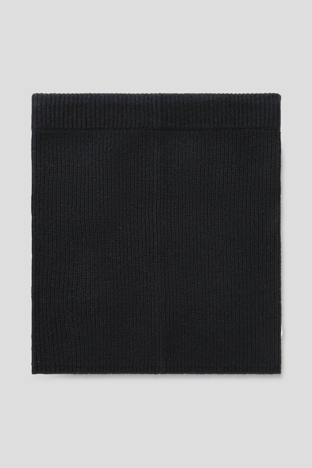 LYRA NEW WOOL LOOP SCARF IN BLACK - 3