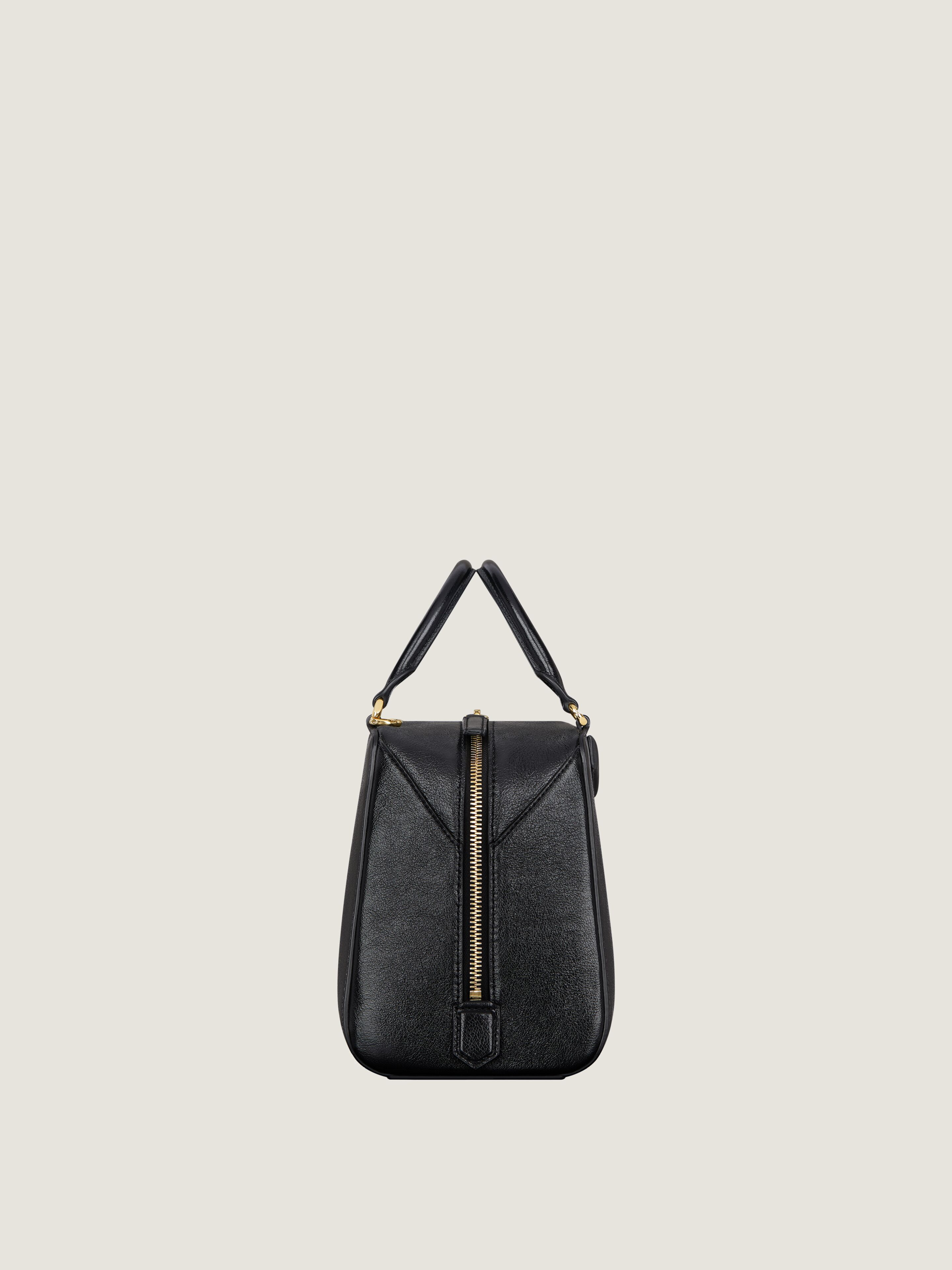 MINI ANTIGONA CUBE BAG IN LEATHER - 3
