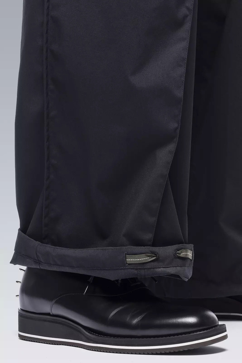 P45A-E Encapsulated Nylon Single Pleat Cargo Trouser 32