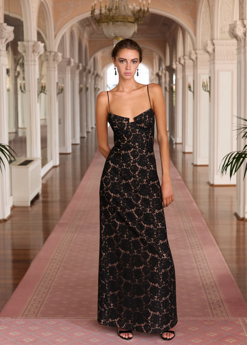 ROSARIA LACE GOWN BLACK 1