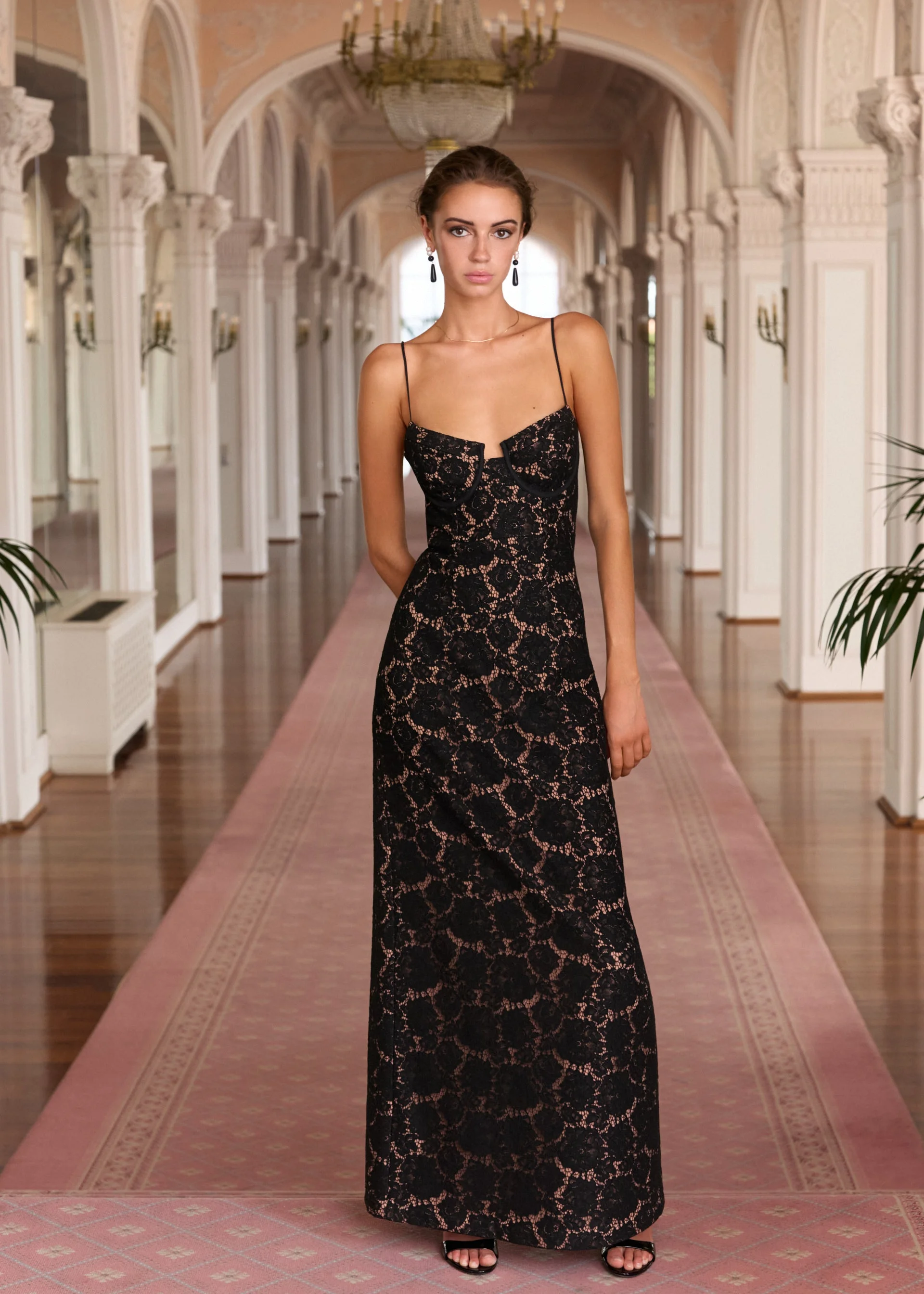ROSARIA LACE GOWN BLACK - 1