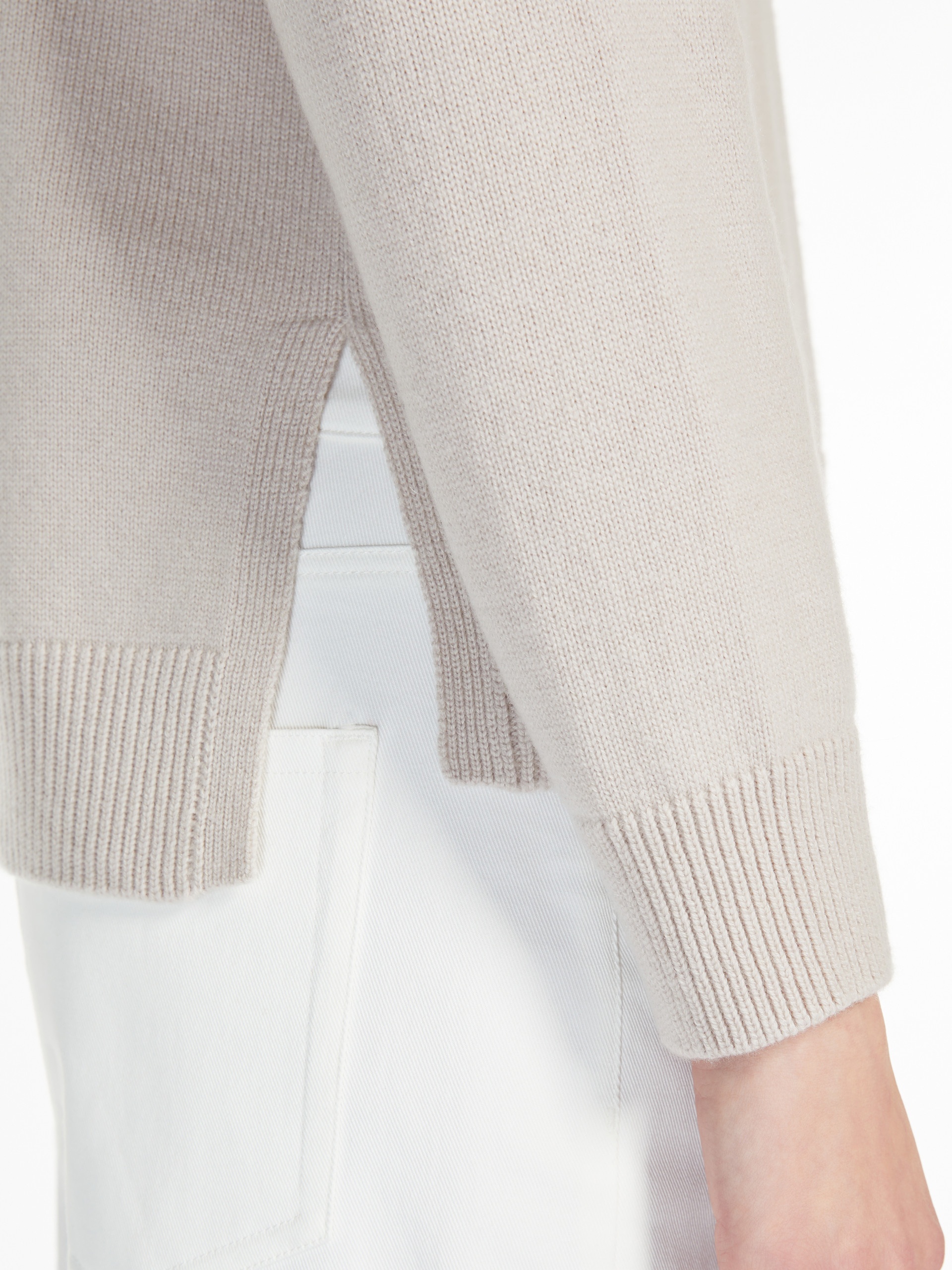MARTA Wool and cashmere polo-neck sweater - 5