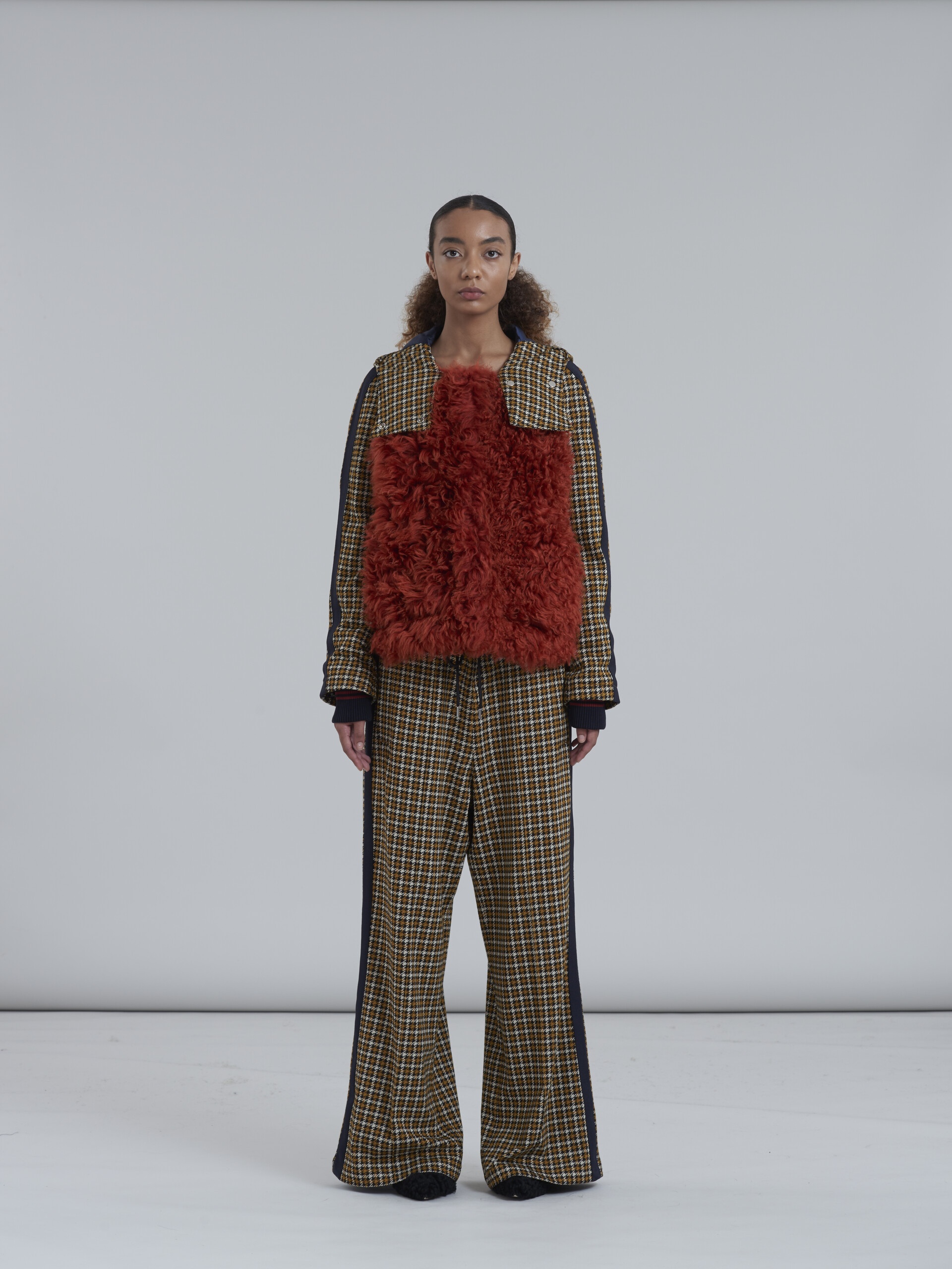 JERSEY JACQUARD JACKET WITH LAMB'S WOOL AND HOOD - 2