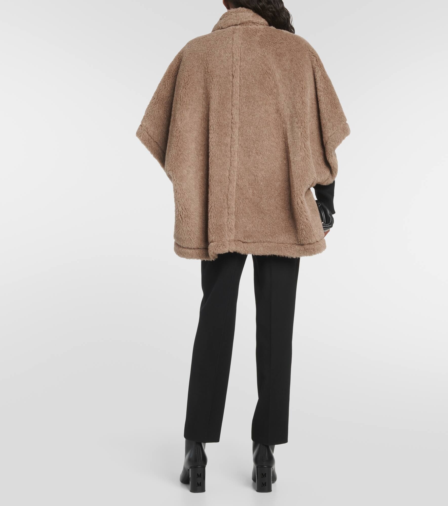 Tebe teddy cape - 3