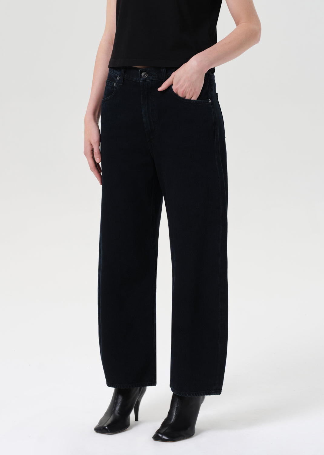LOW CURVE CROP JEAN IN CRUSHED - 5