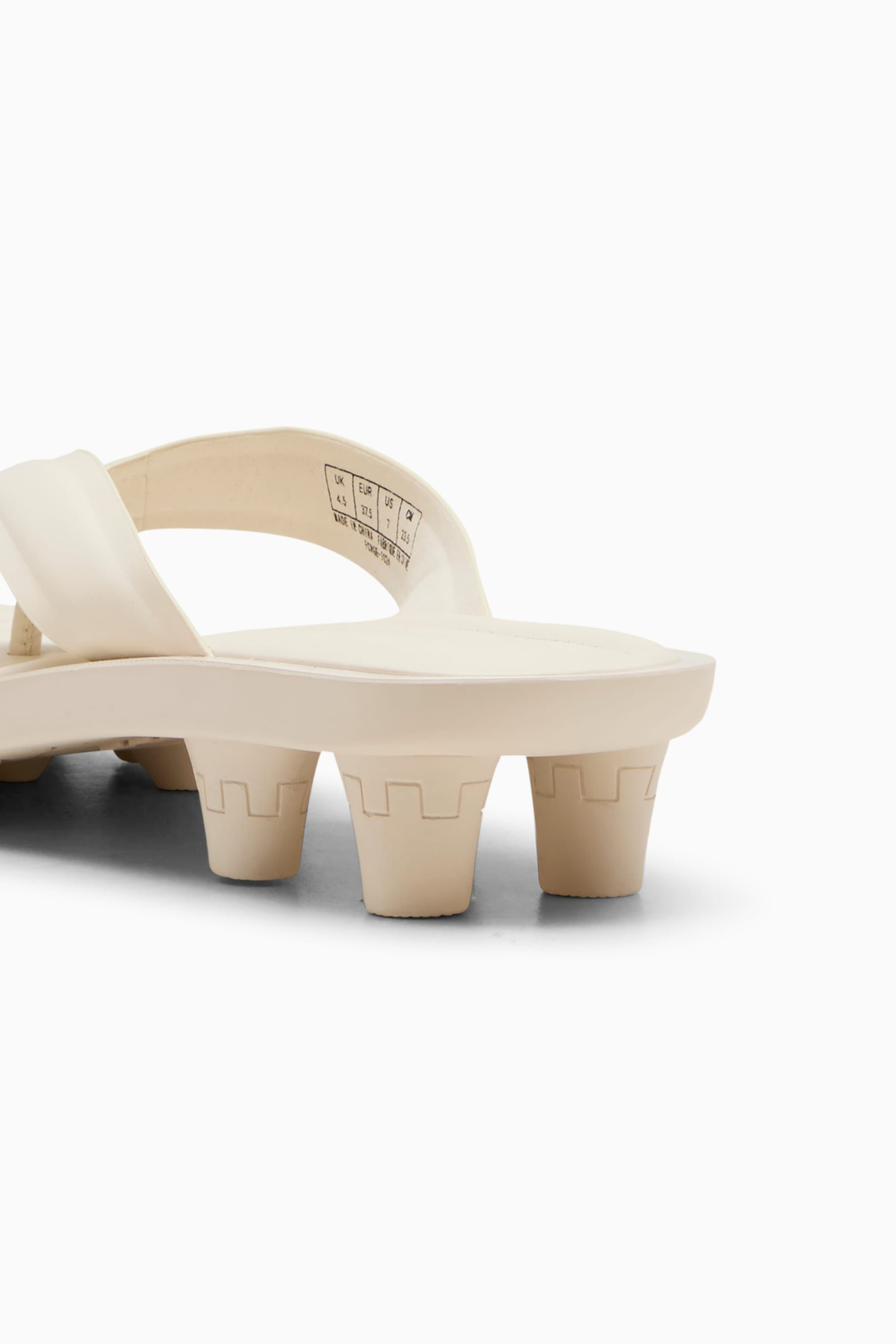 FENTY x PUMA Cat Cleat Slides Women - 5