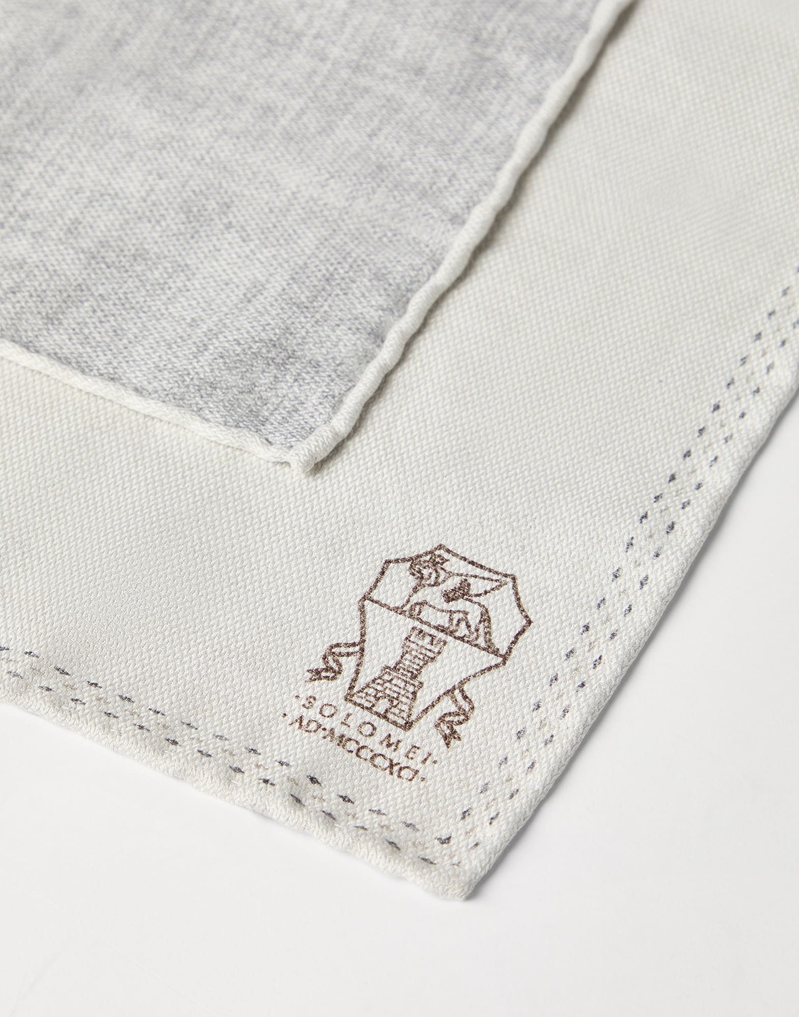 Silk pocket square with printed logo - 2
