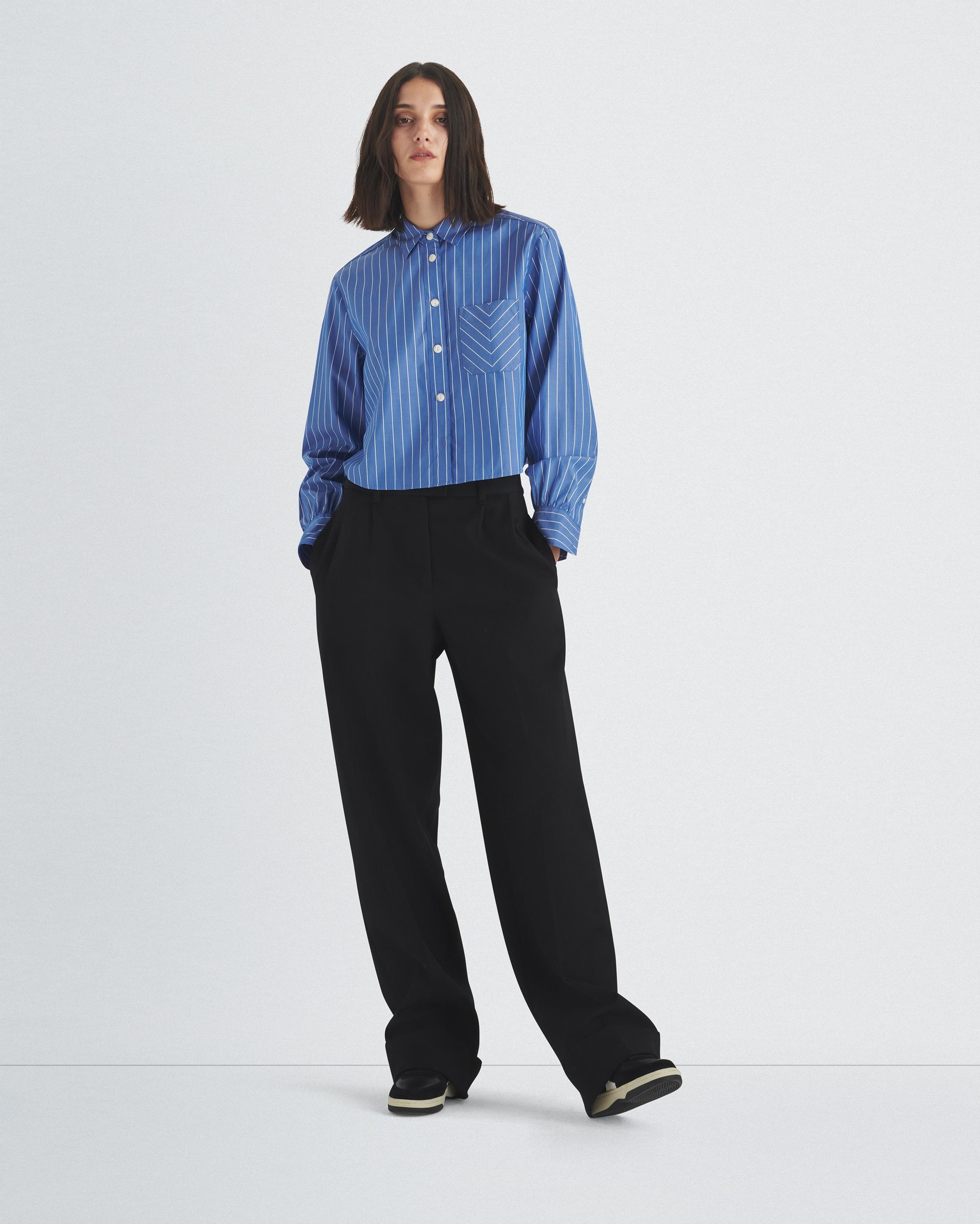 Maxine Cropped Cotton Poplin Shirt
Classic Fit Button Down - 1