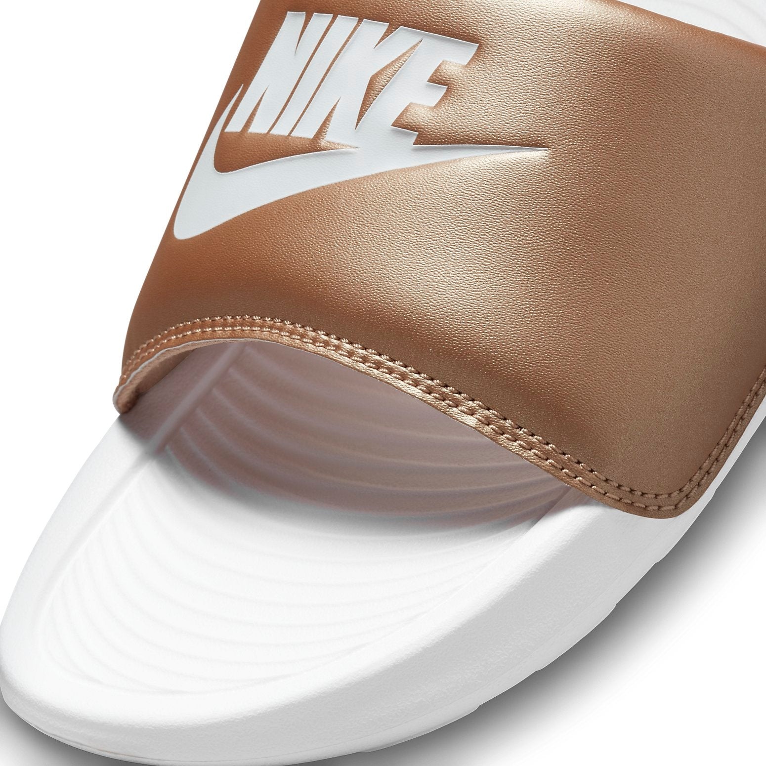 (WMNS) Nike Victori One Slide 'Metallic Red Bronze' CN9677-900 - 5