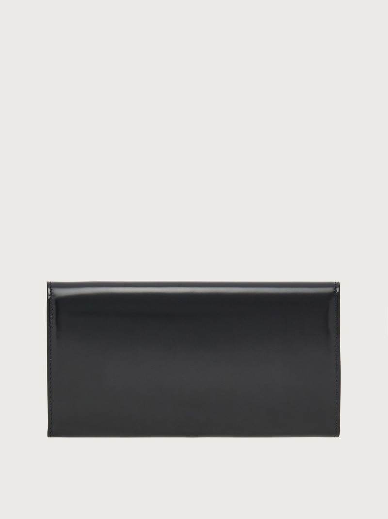 Continental wallet with Gancini clasp 3