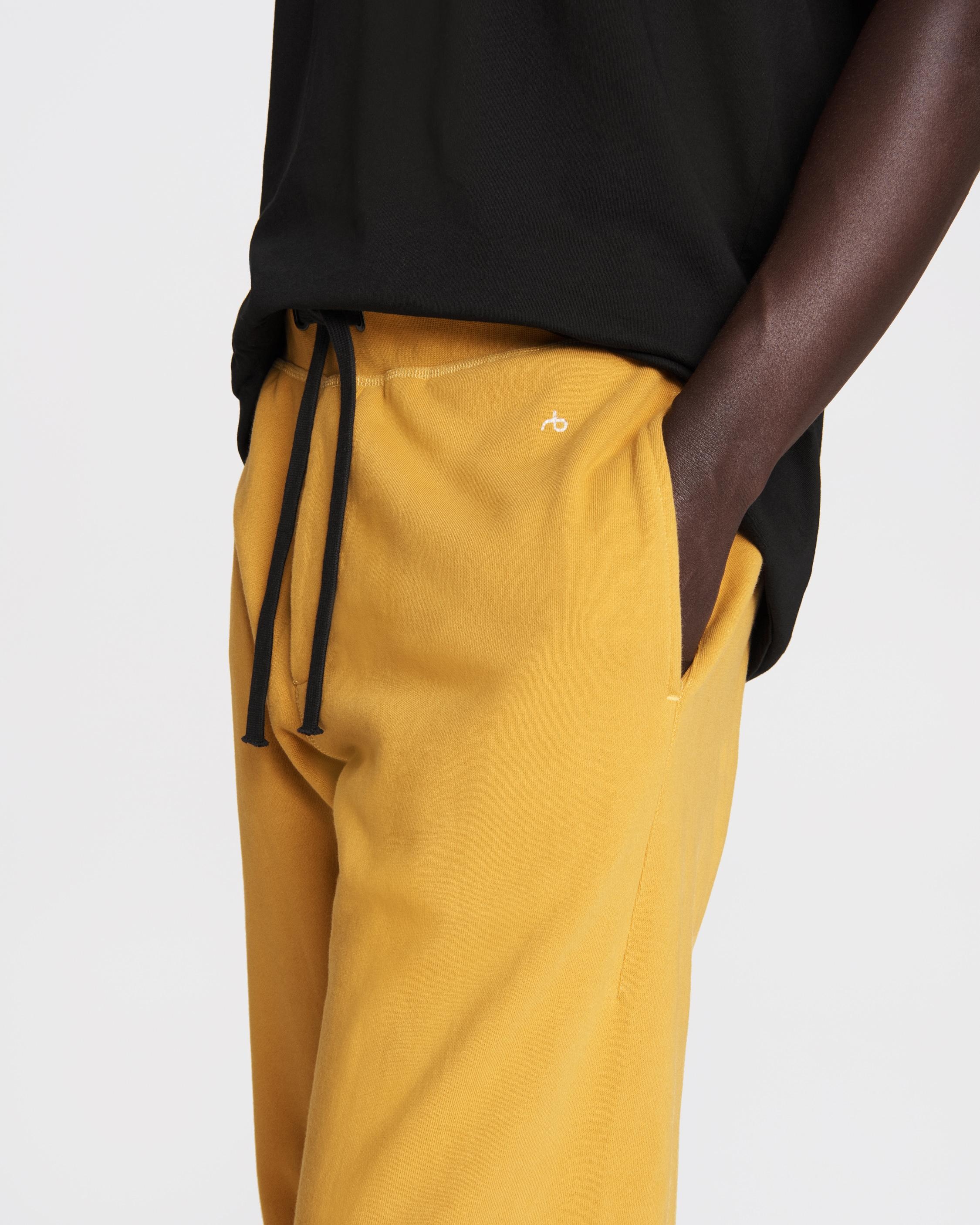 City Prospect Cotton Jogger
Relaxed Fit Pant - 6