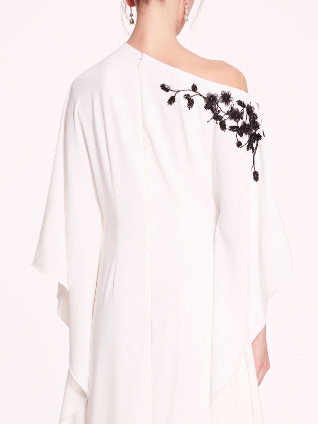 EMBROIDERED DRAPED KAFTAN - 4