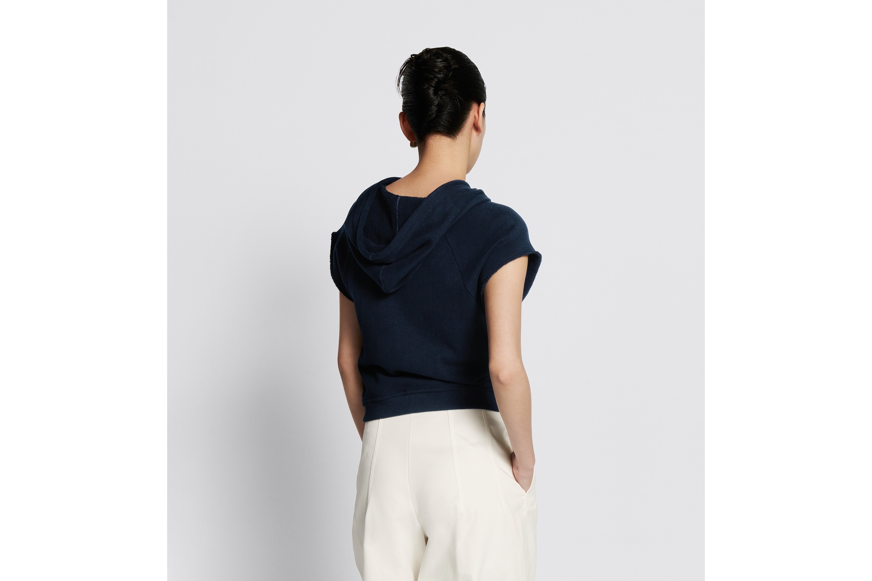 Short-Sleeved Hooded Sweatshirt - 4