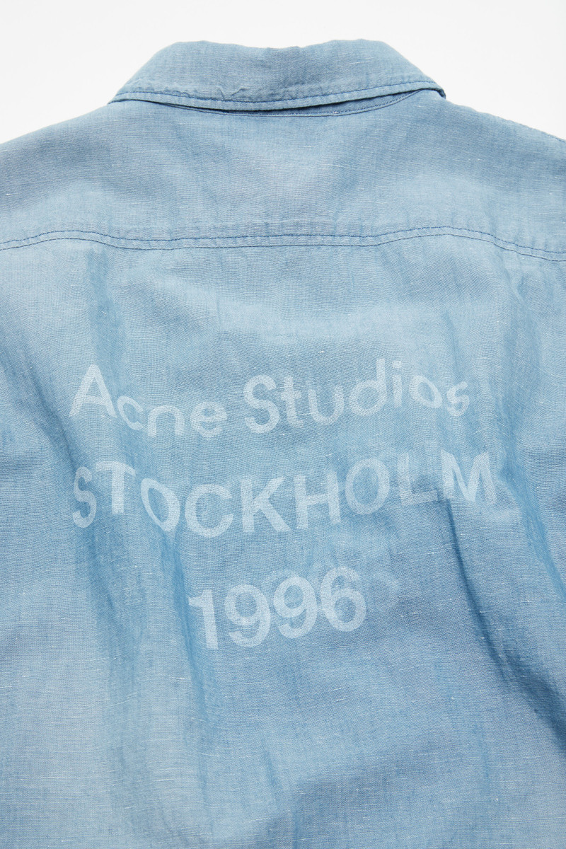 Button-up shirt logo stamp - Mid blue 5