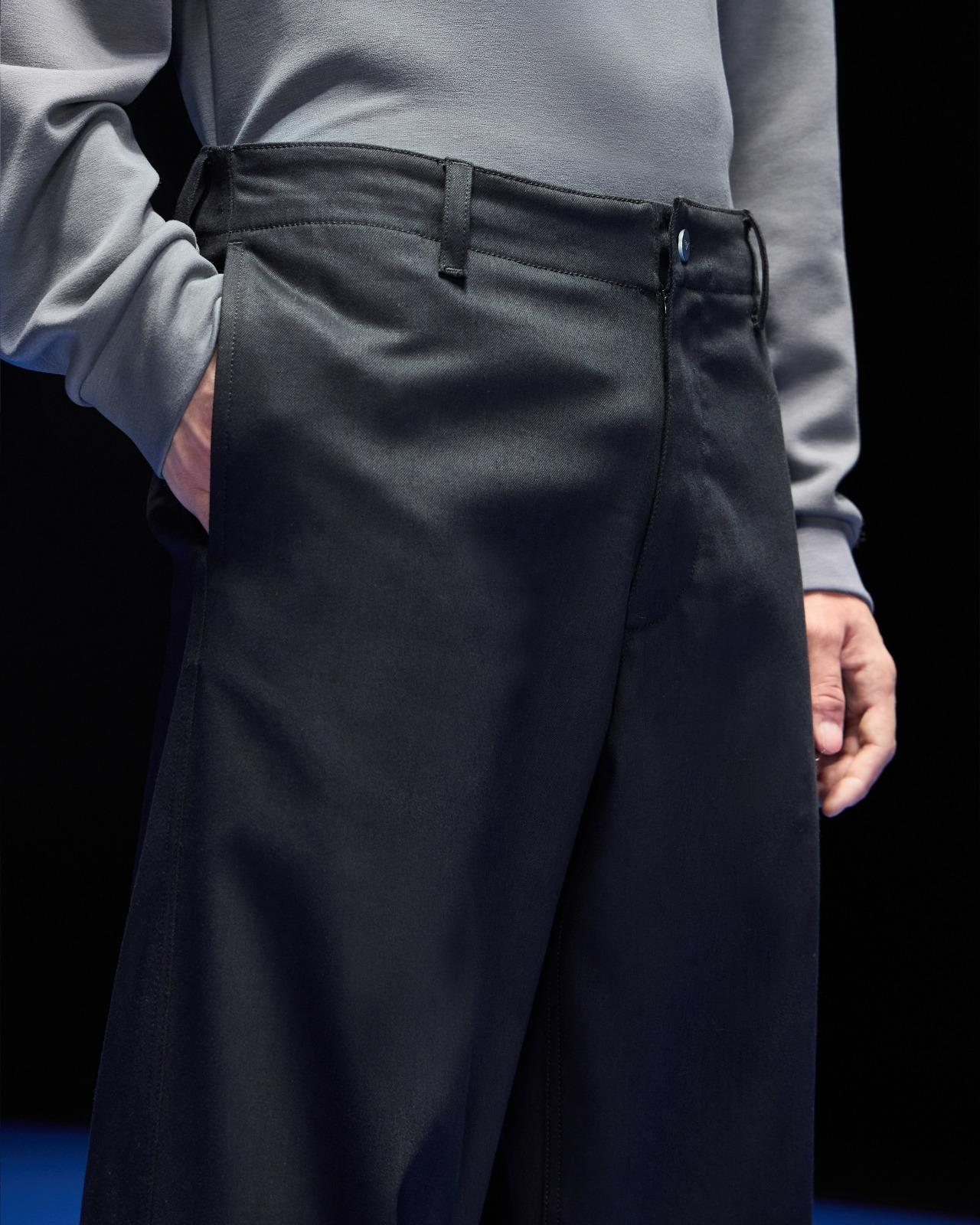 ASV Black Blue capsule collection cotton-blend chino trousers - 5