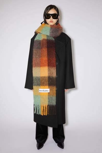 Acne Studios Mohair checked scarf - Chestnut brown/yellow/green outlook