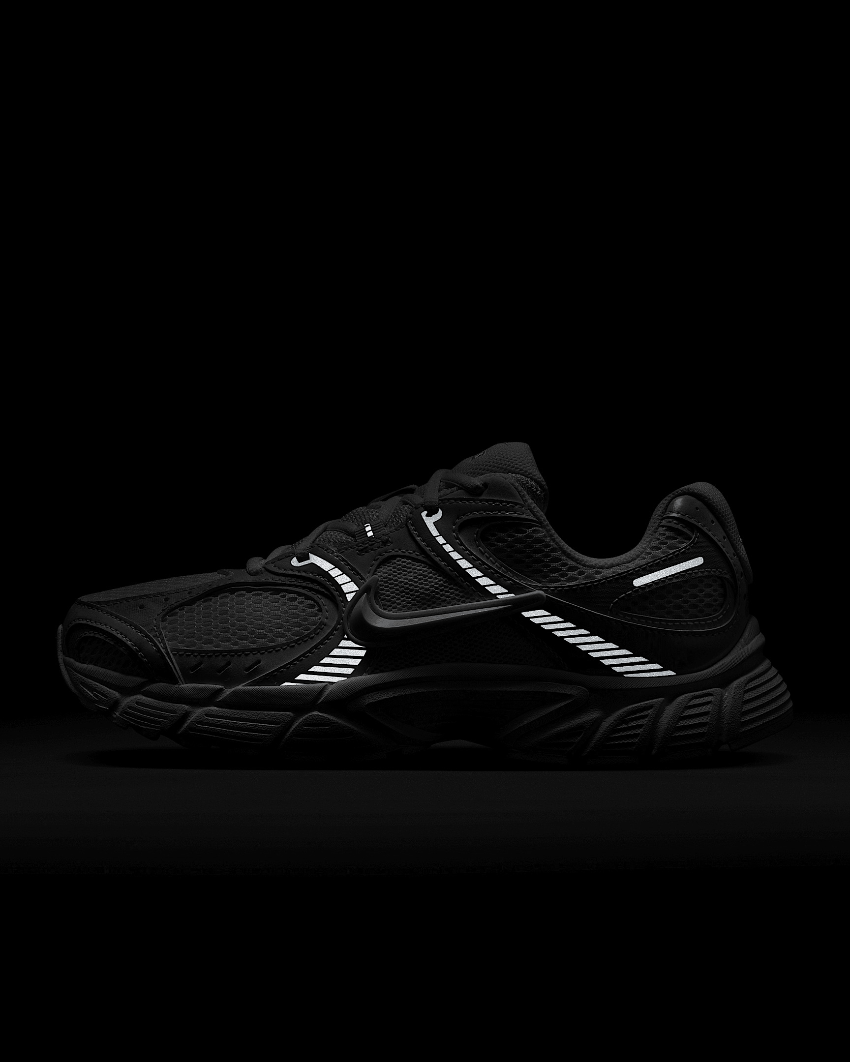 Nike V5 RNR Women's Shoes - 11