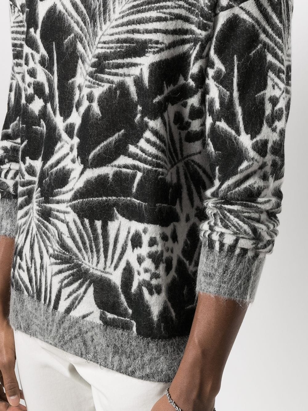 foliage-pattern crew neck jumper - 5