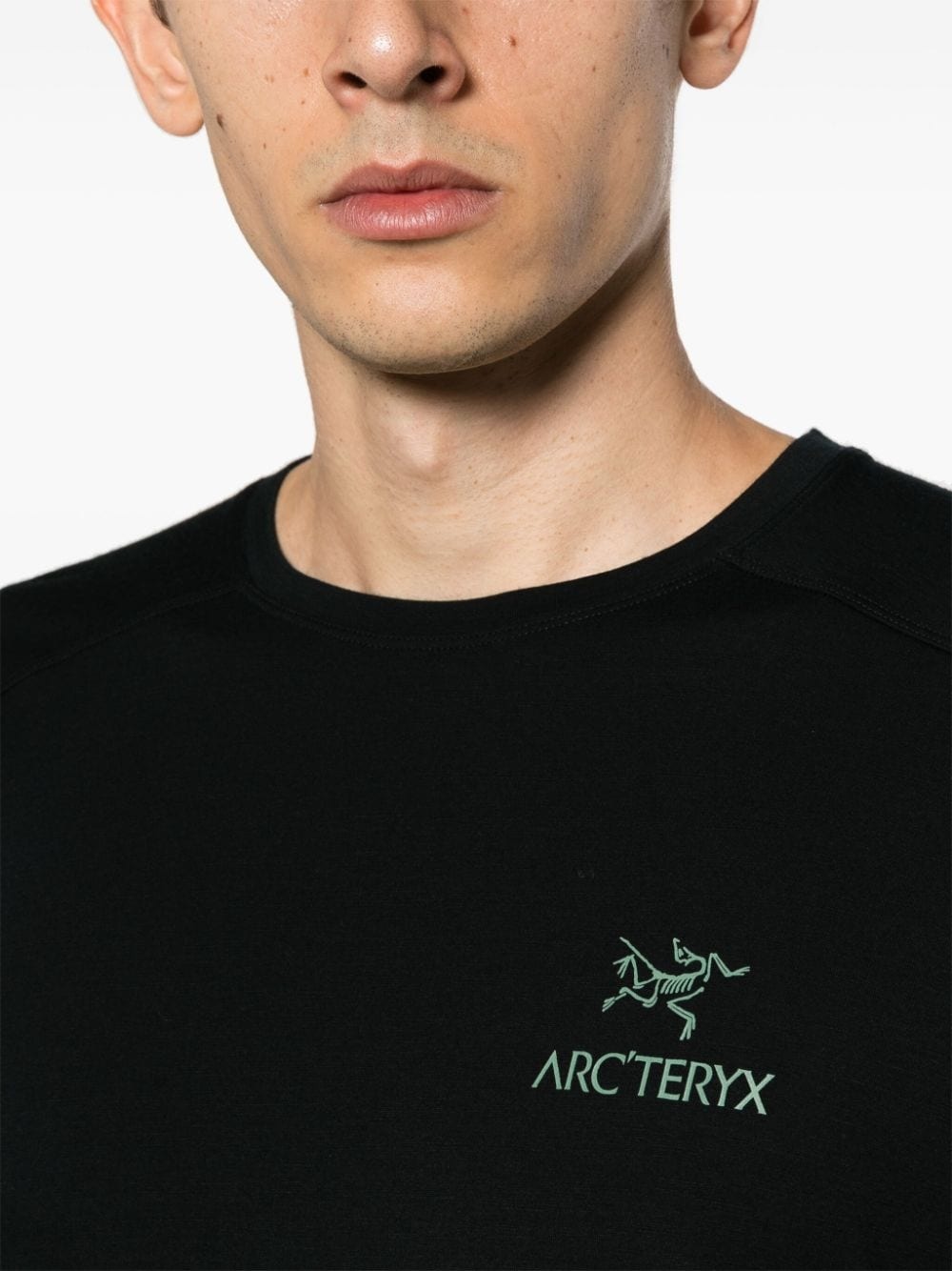 logo-print crew-neck T-shirt - 5