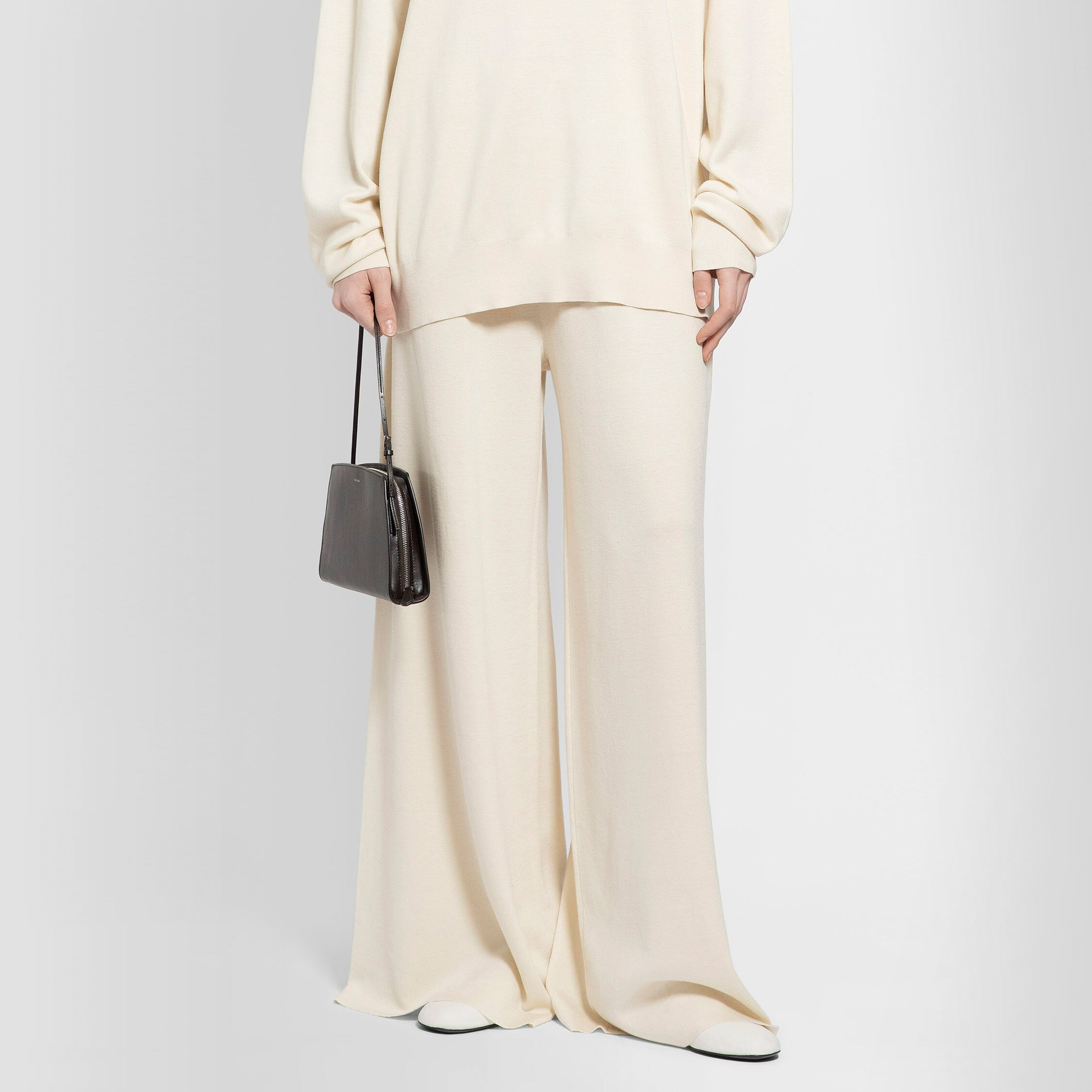 THE ROW WOMAN OFF-WHITE TROUSERS - 6