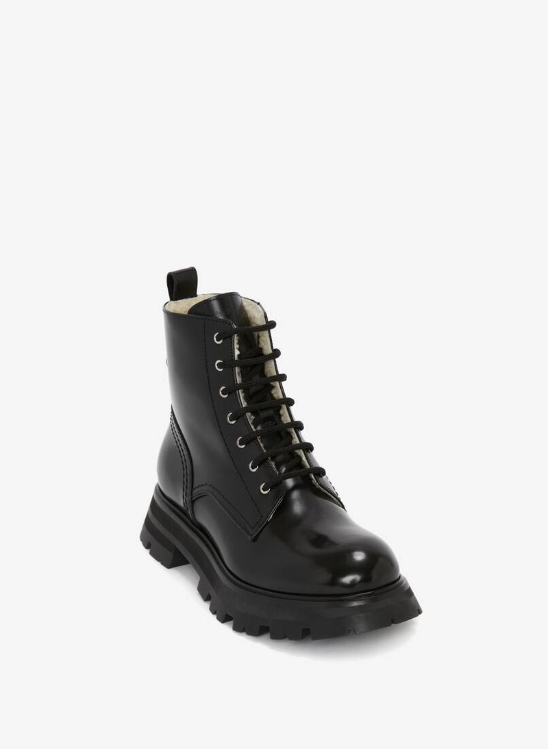 Alexander McQueen Wander Boot in Black outlook