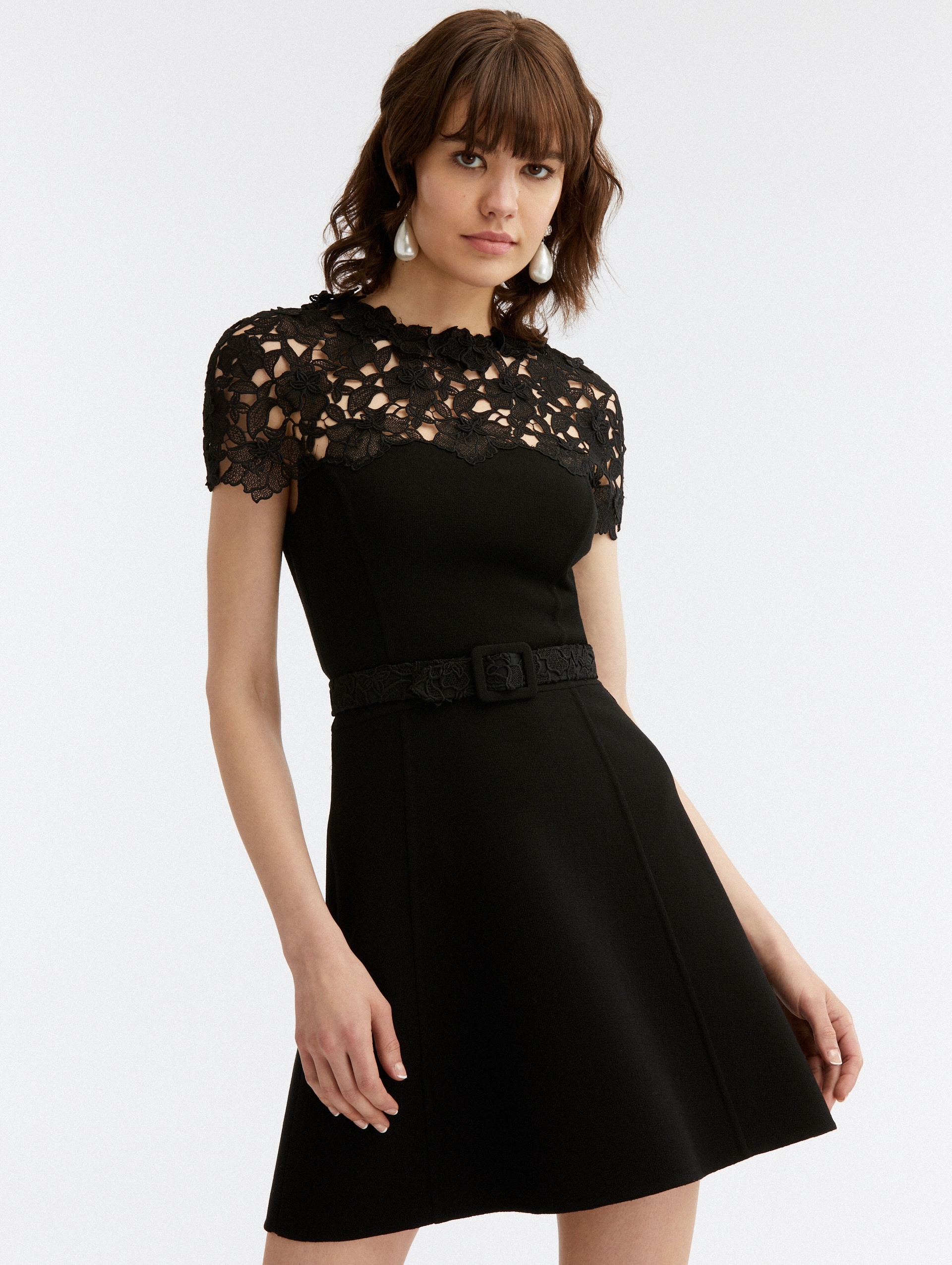 GUIPURE LACE INSET MINI DRESS - 4