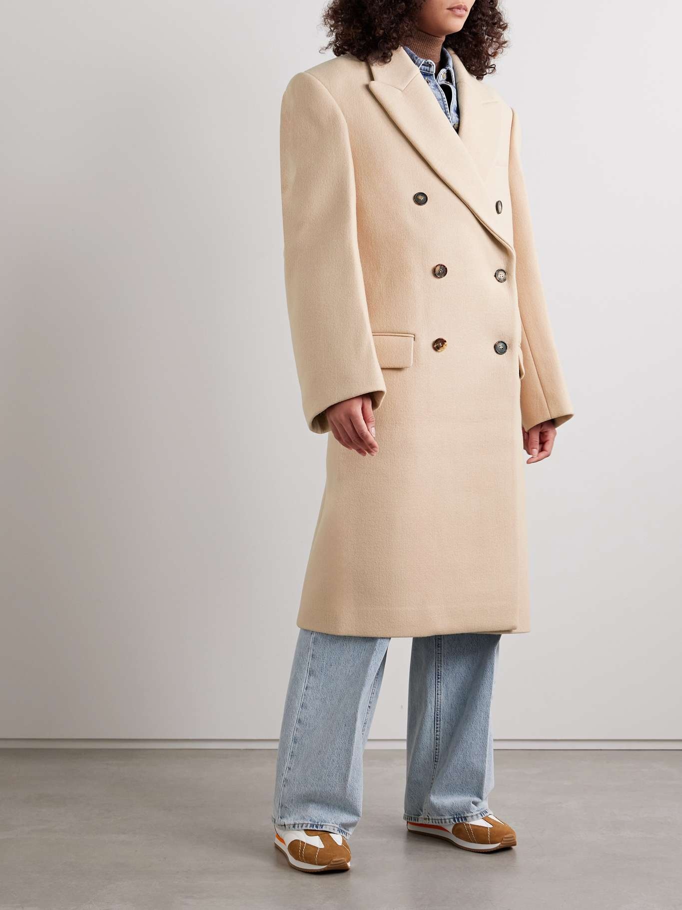 + Hailey Bieber double-breasted wool coat Beige - 3