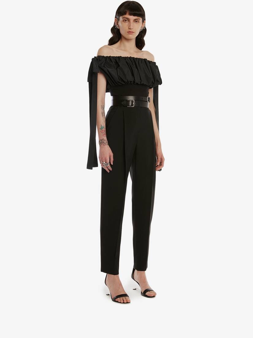 Sartorial Wool Pleated Trouser in Black - 3