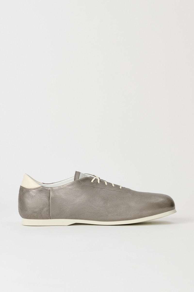 Sneak In Metallic Oyster Sheepskin 4