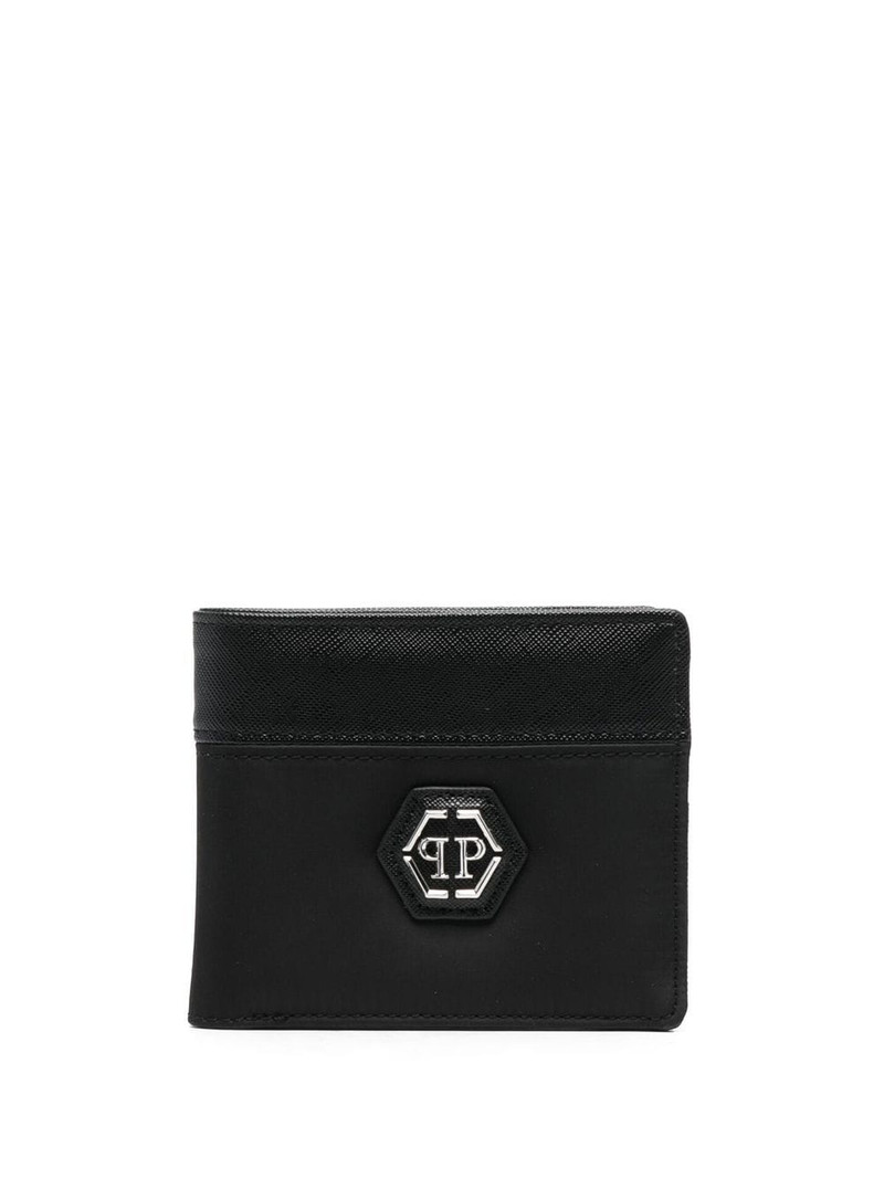 Hexagon-plaque bifold wallet 1