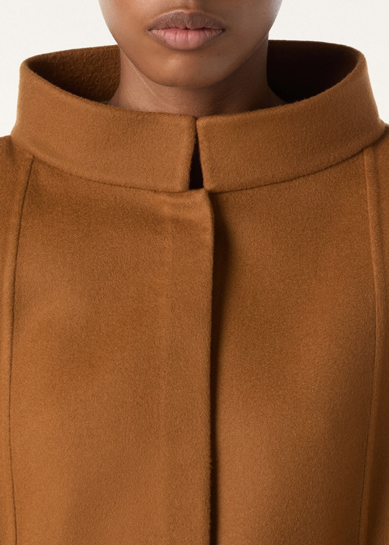 Salzburg Cape 3