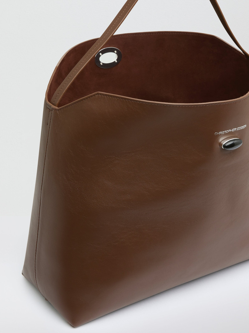 Turnlock Grande Shoulder Bag 3