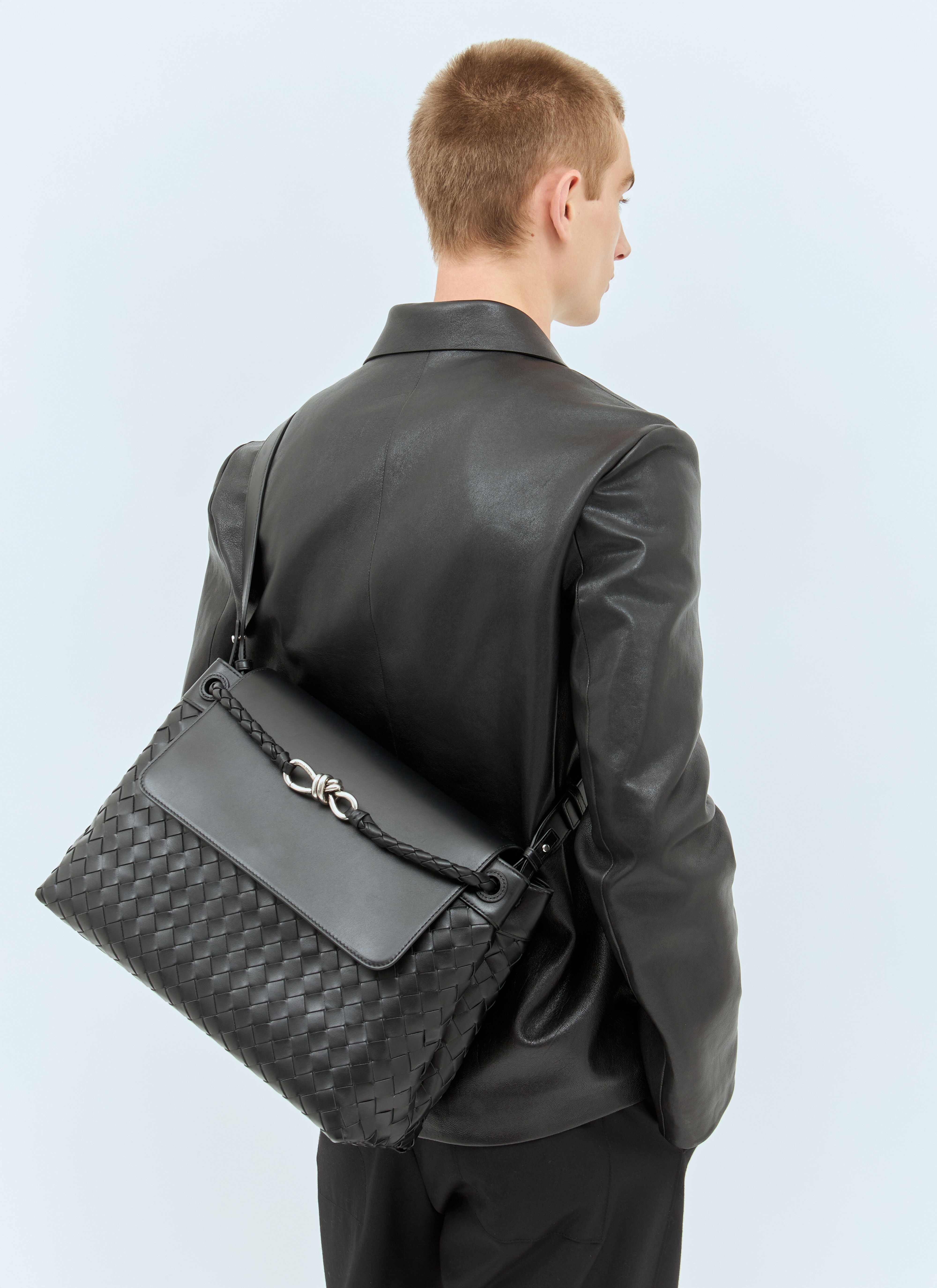 Bottega Veneta Medium Andiamo Messenger Bag | lncc | REVERSIBLE
