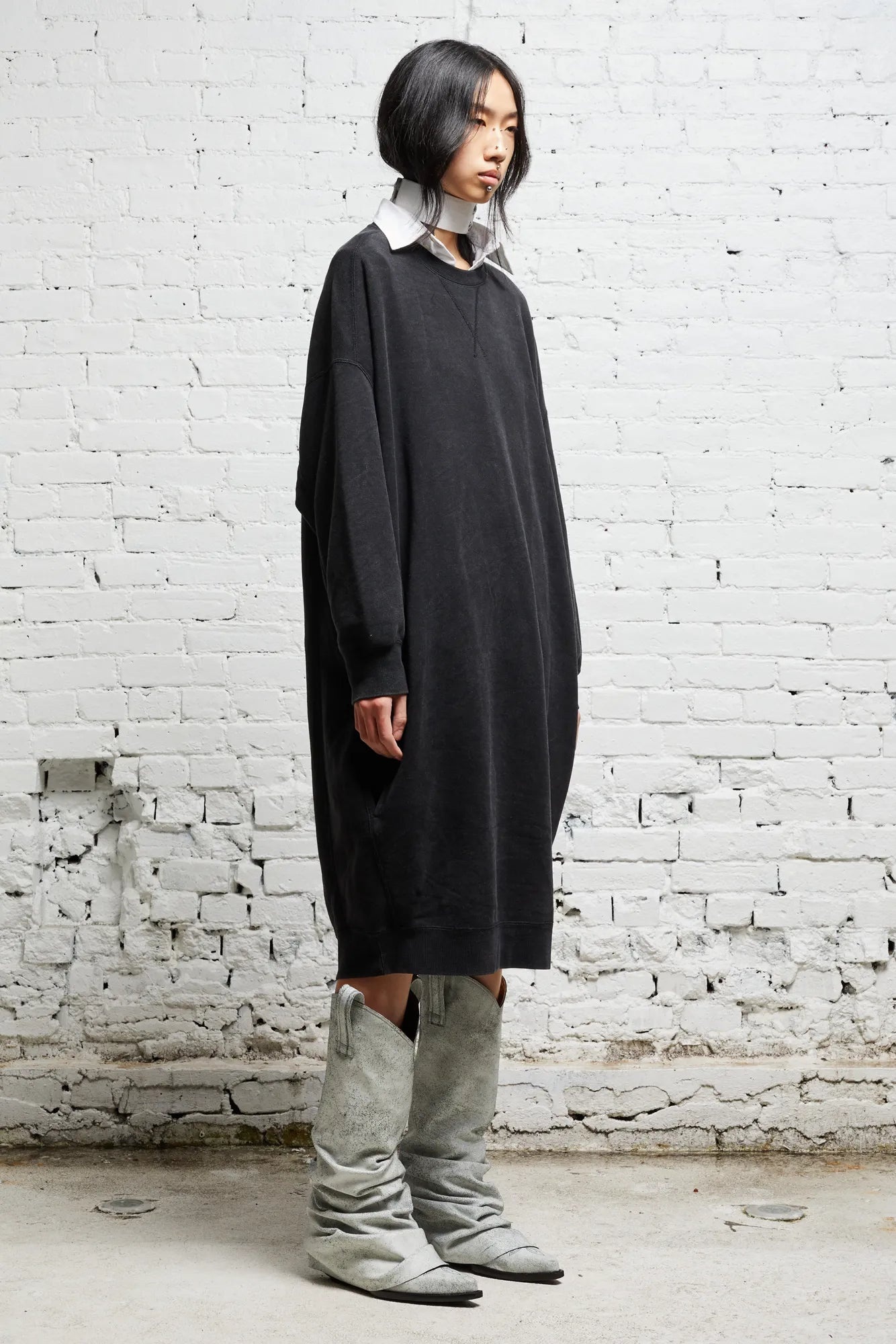 GRUNGE SWEATSHIRT DRESS - ACID BLACK - 4