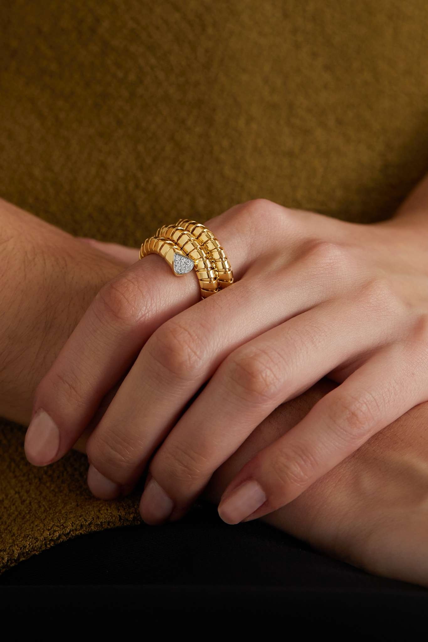 Trisola 18-karat gold diamond ring - 2