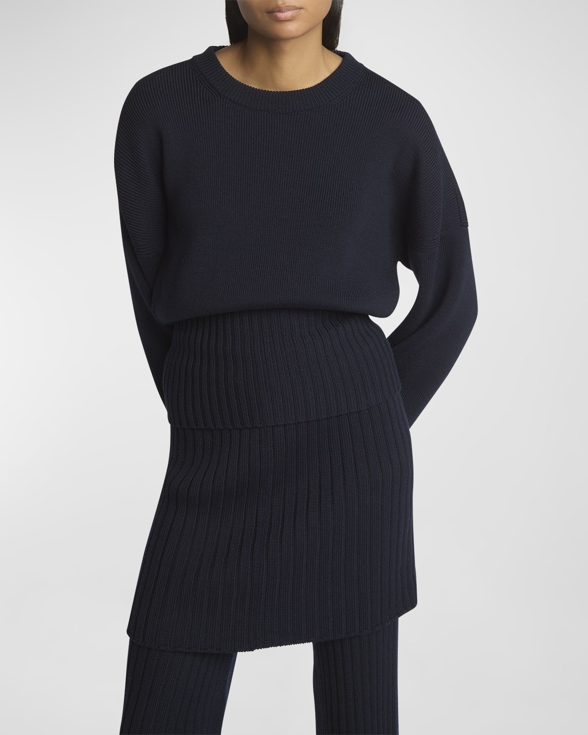 Cable Knit Hem Crewneck Sweater - 7