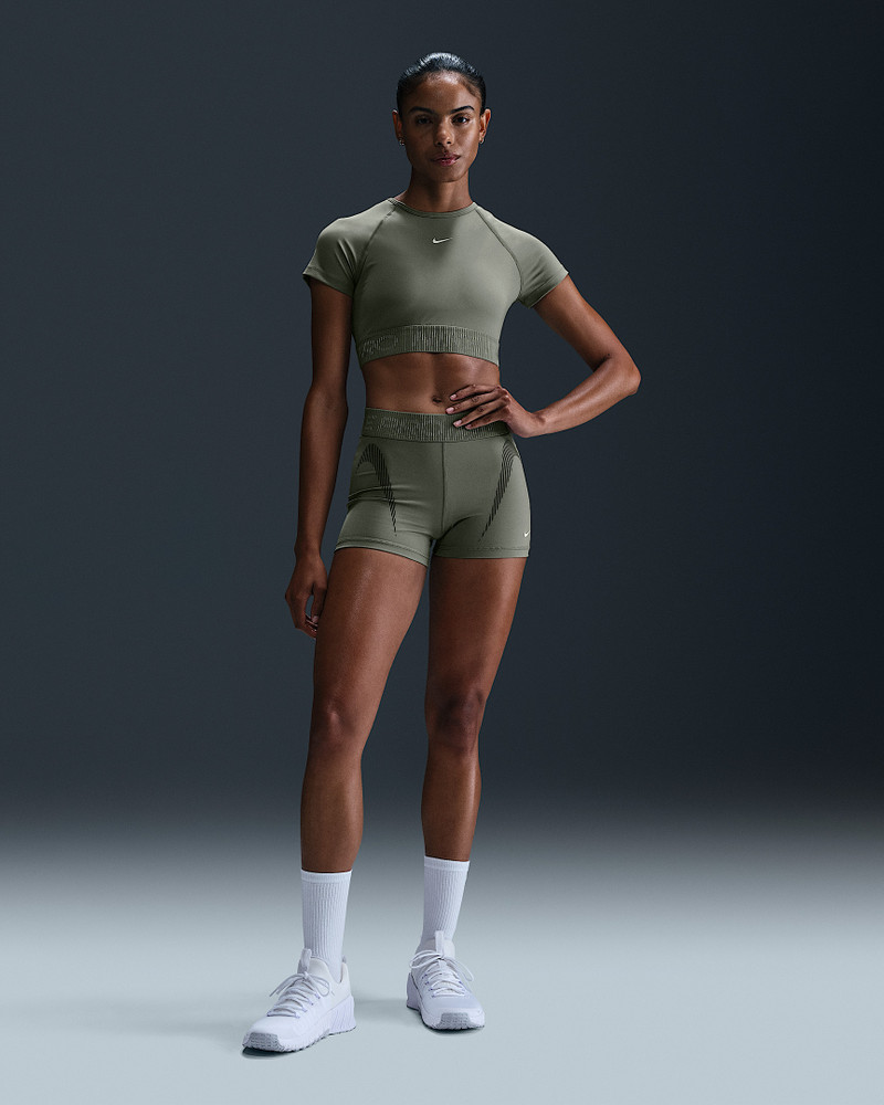 Nike Pro Women's Dri-FIT Short-Sleeve Cropped Graphic Top 4