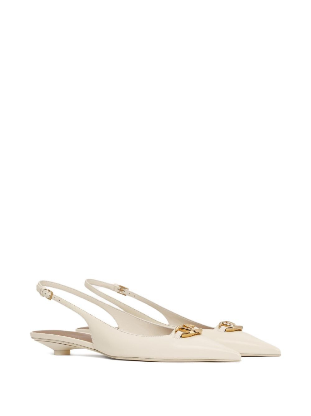 V-plaque leather pumps - 2