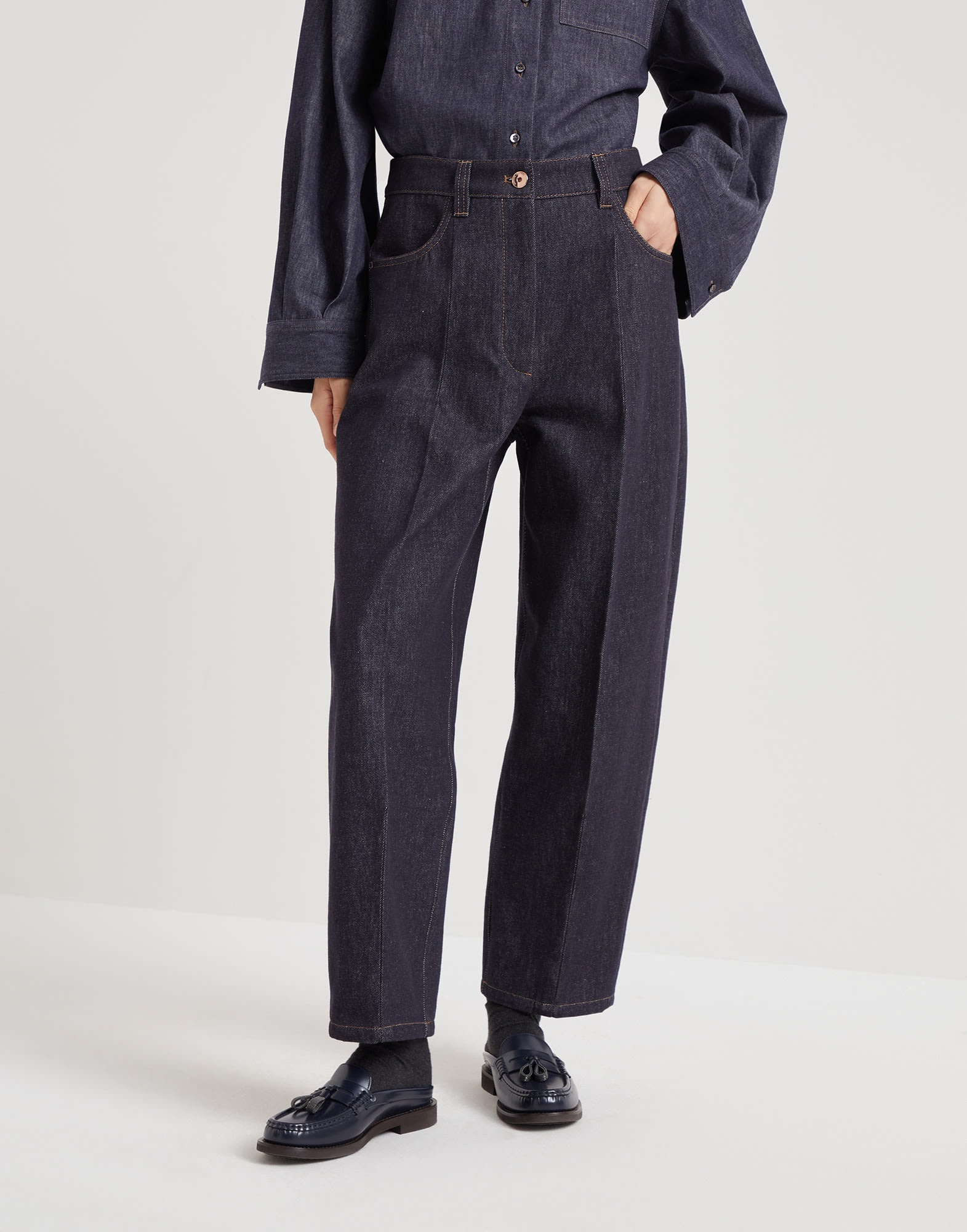 No-fade denim ergonomic trousers with shiny tab - 1