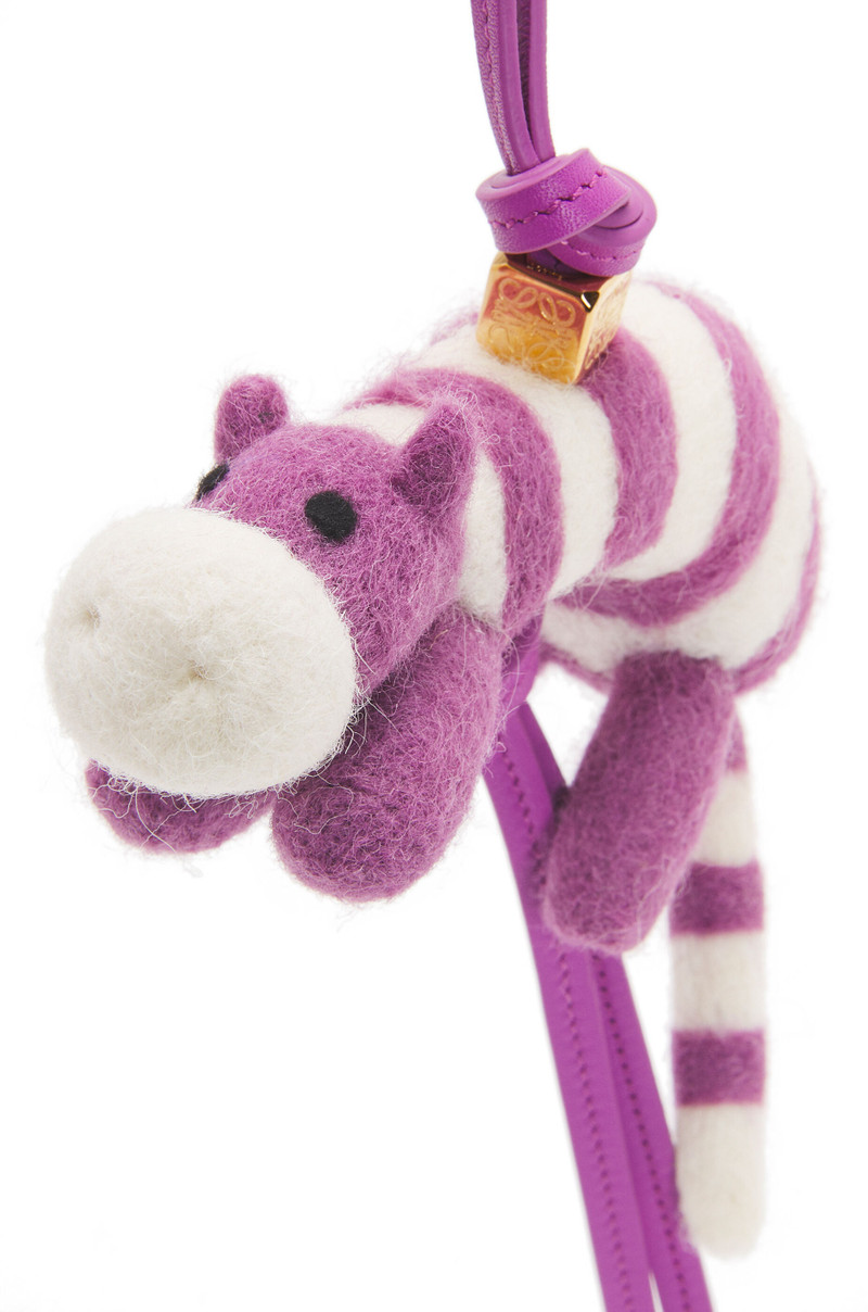 Loewe Tiger charm in felt outlook