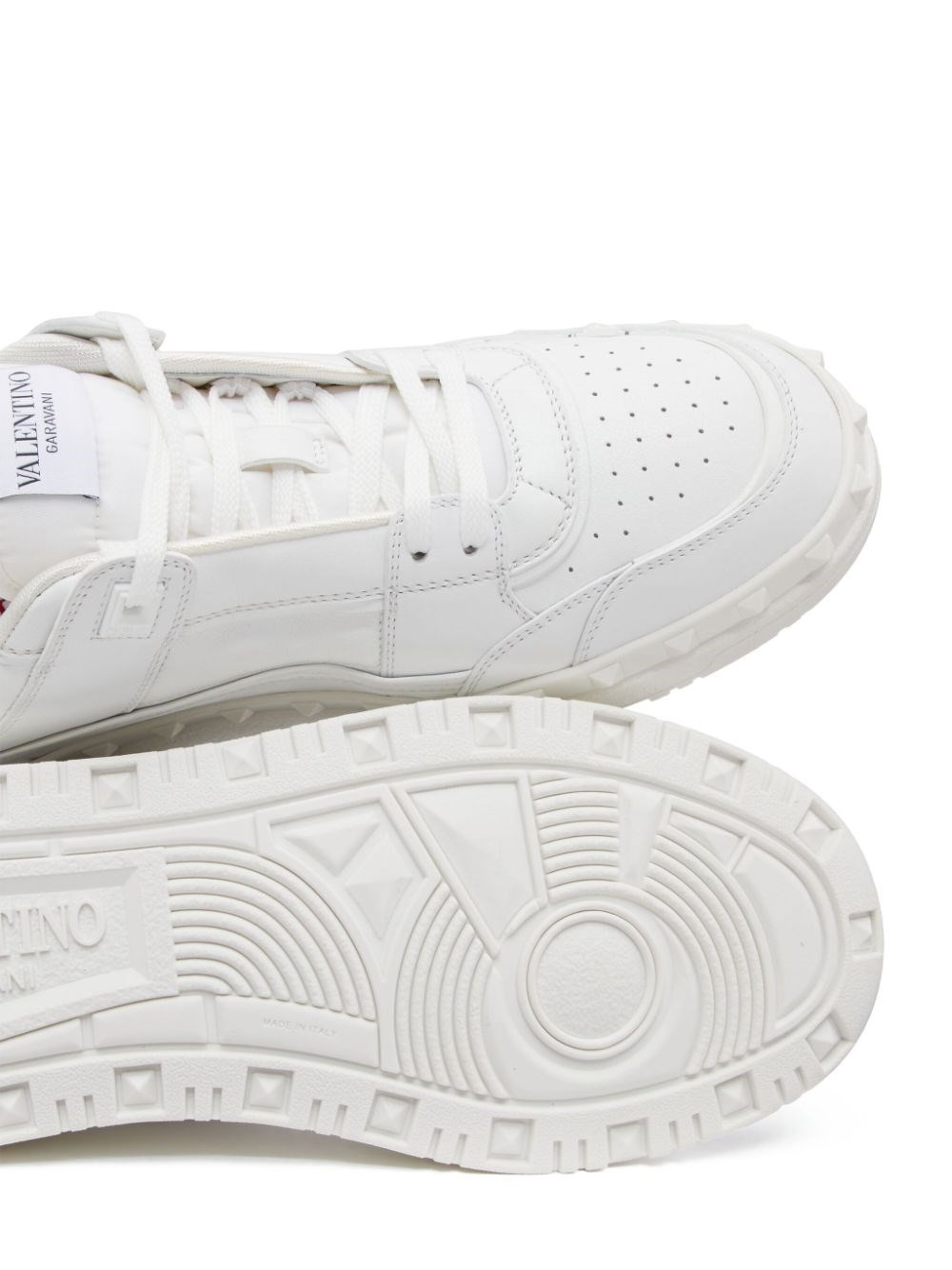 Sneakers with logo - 4