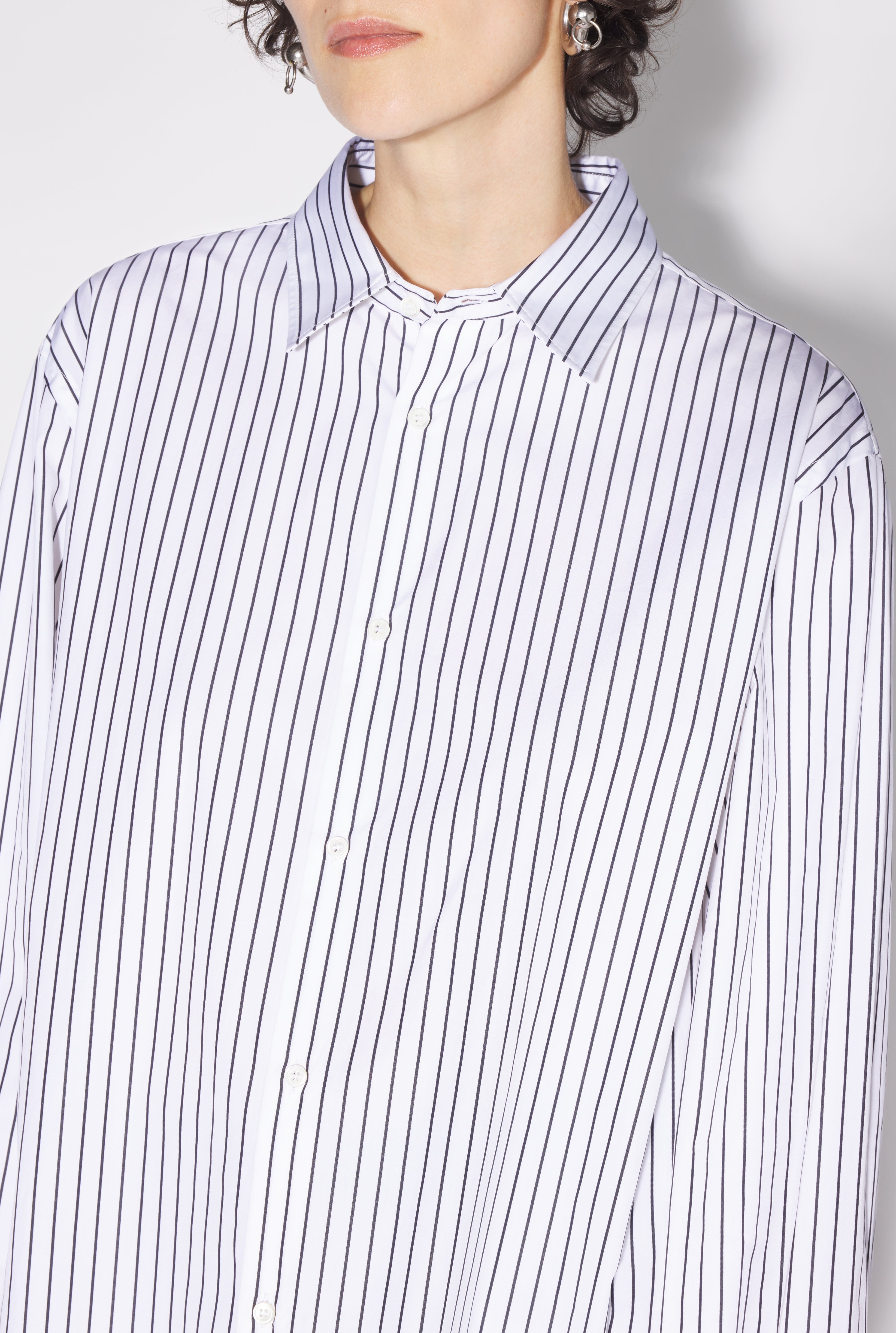 THE HAUTE JEANERIE BLOUSE - 4