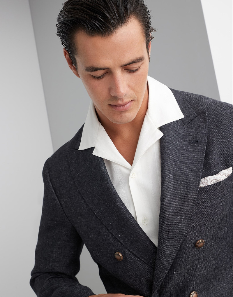 Denim-effect linen one-and-a-half breasted blazer with patch pockets and metal buttons 3