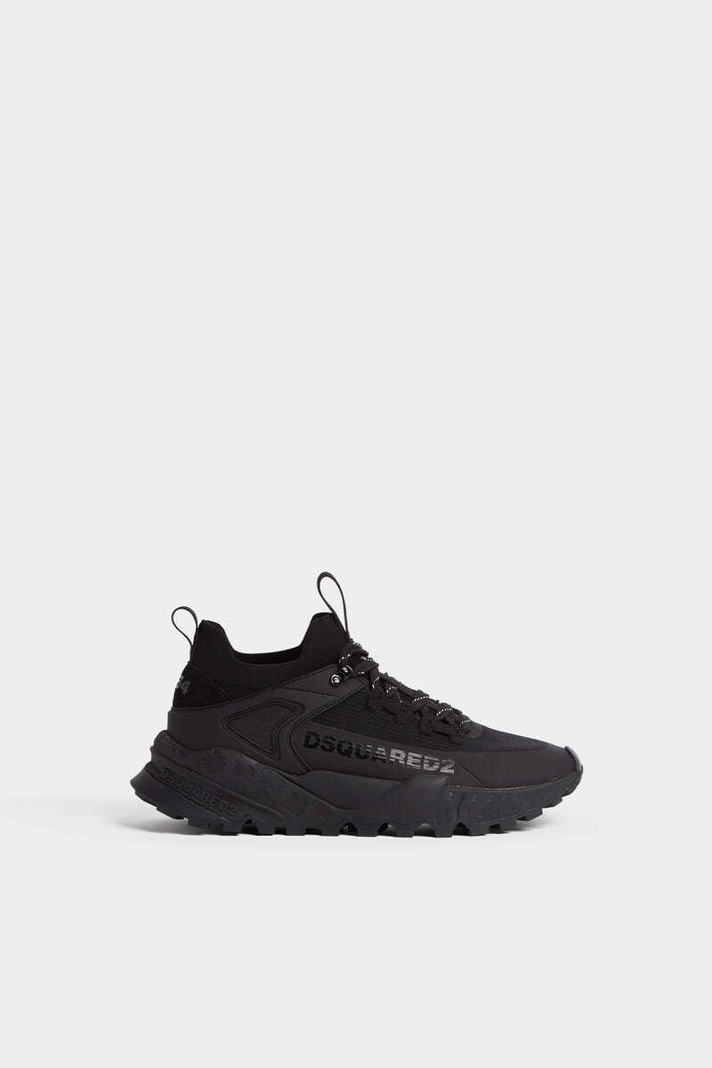 FREE SNEAKERS 1