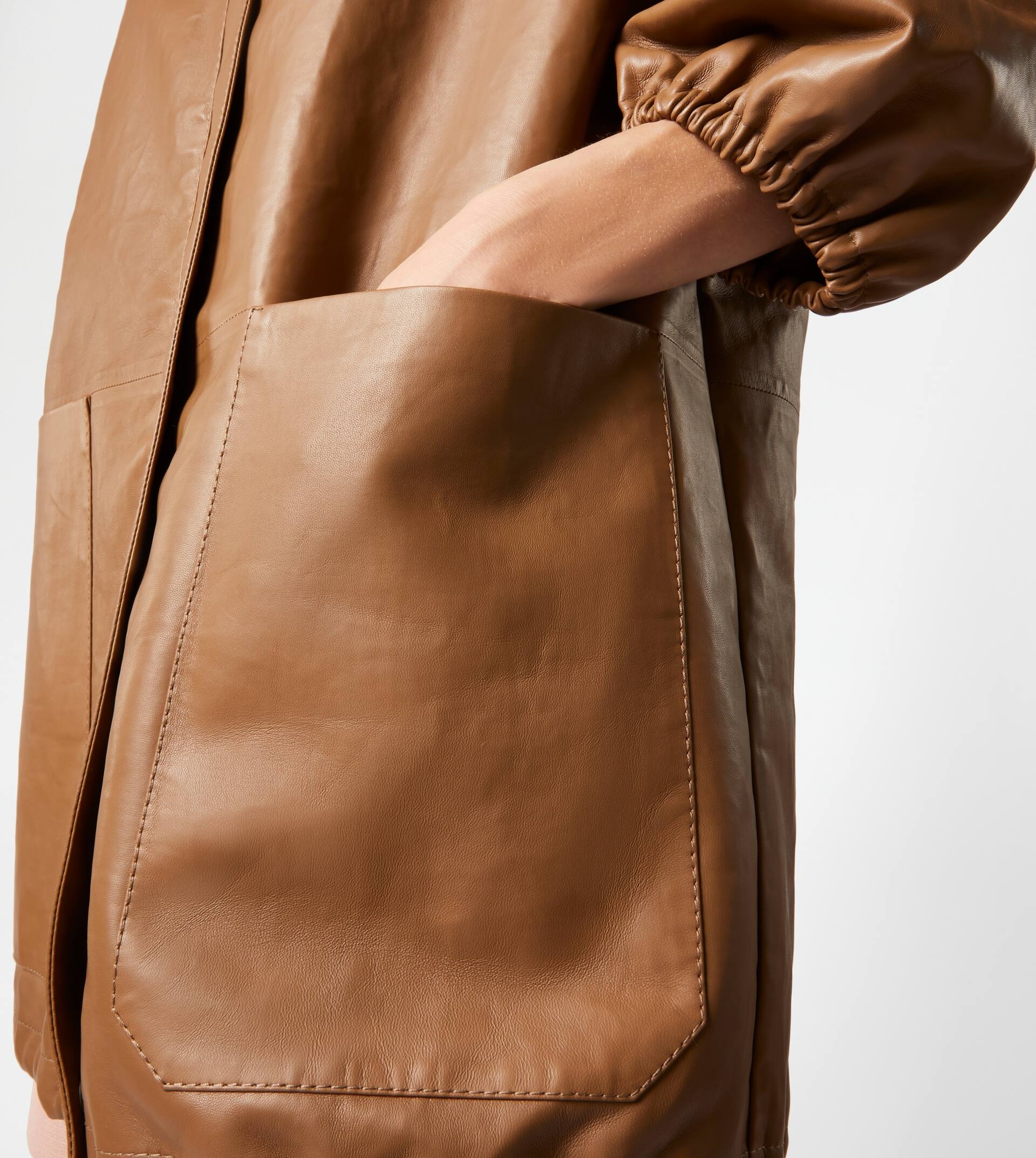OVERCOAT IN LEATHER - BEIGE - 5