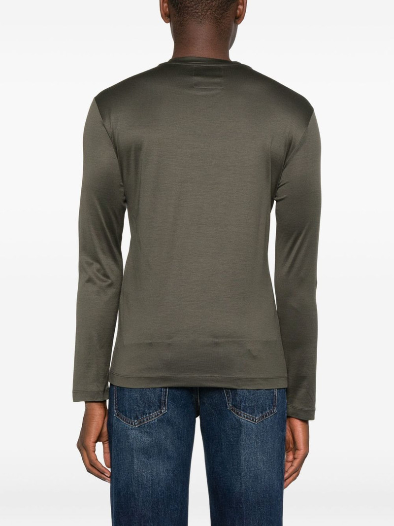 long-sleeved T-shirt 3