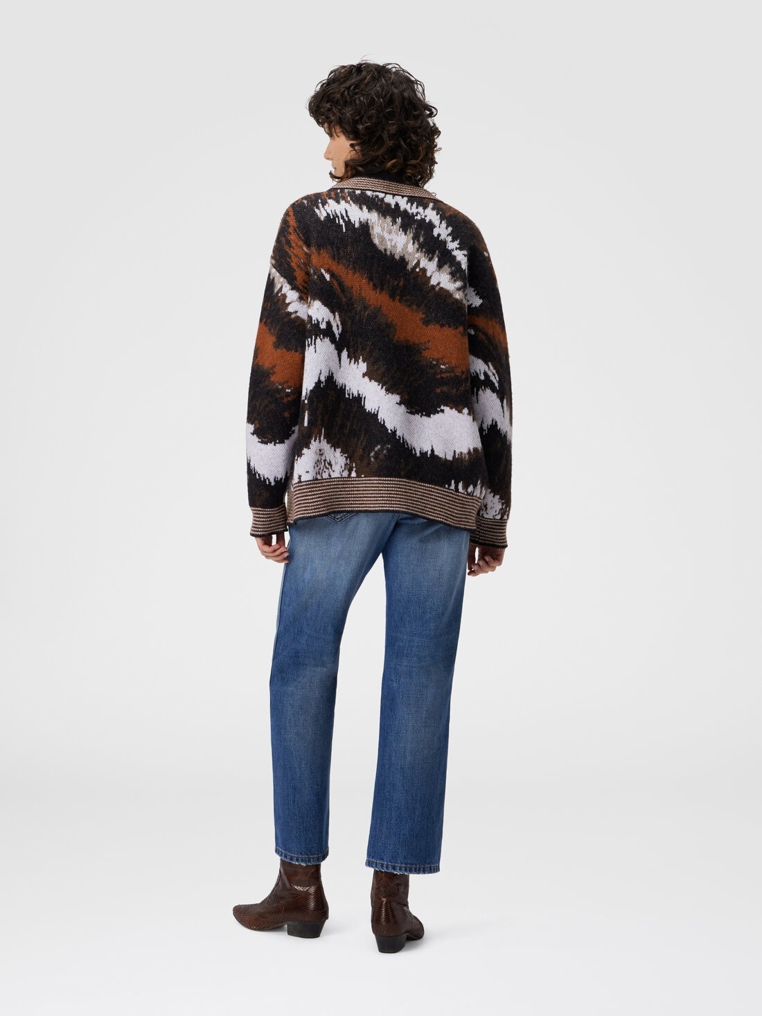 Oversized Cardigan in Tiger Pattern Knit - 3
